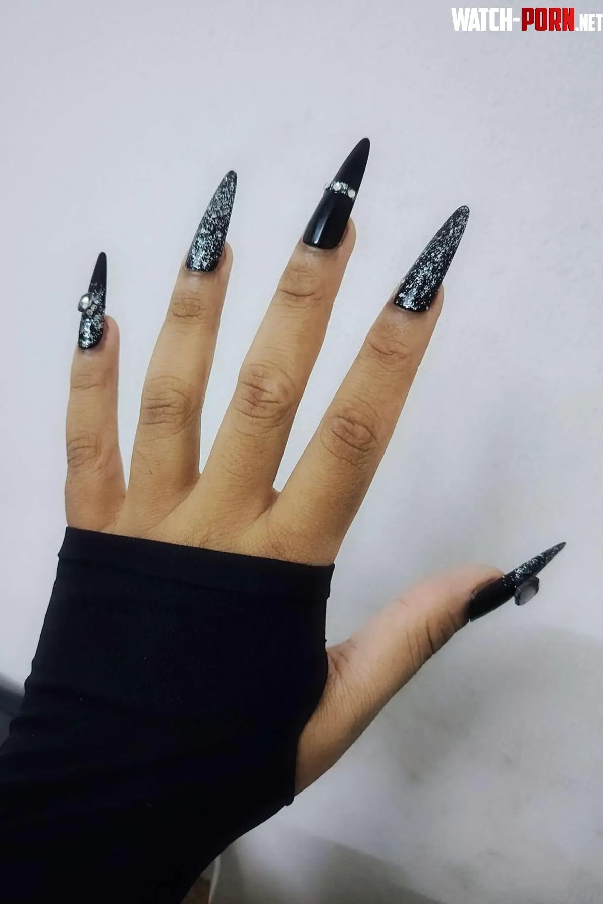 My first post here! by ArgumentAvailable448