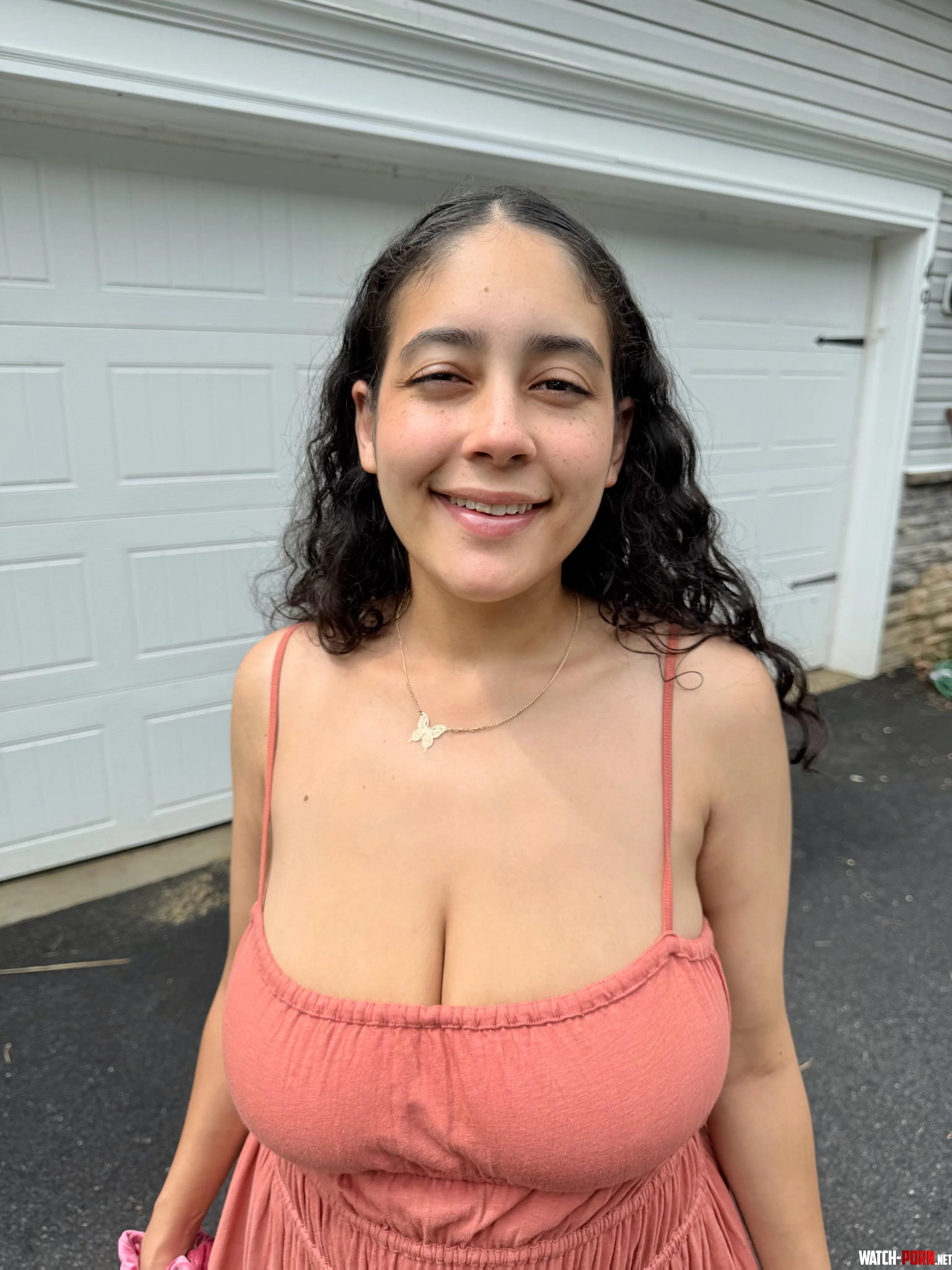 Weather is getting nicer to show cleavage by kammycumss