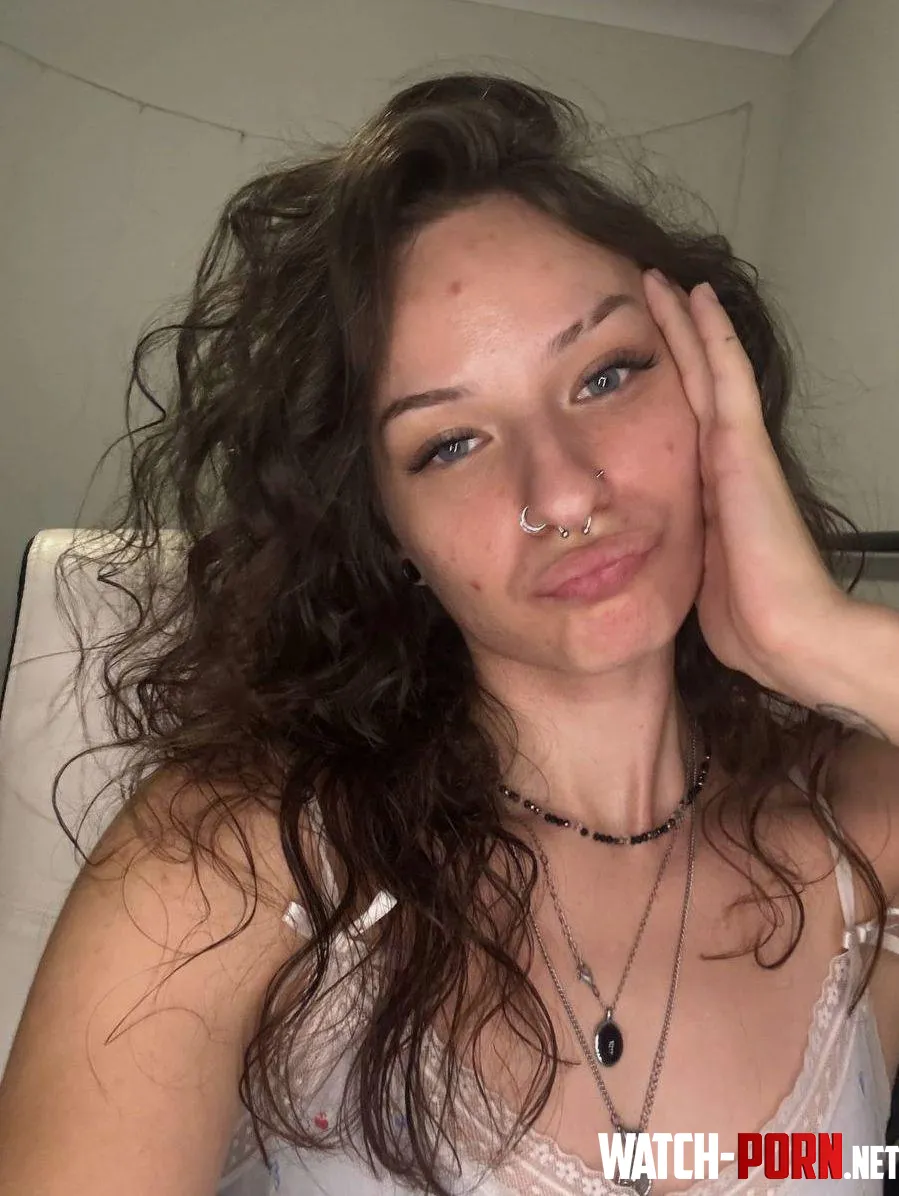 Come kiss this pout by mochacaramela