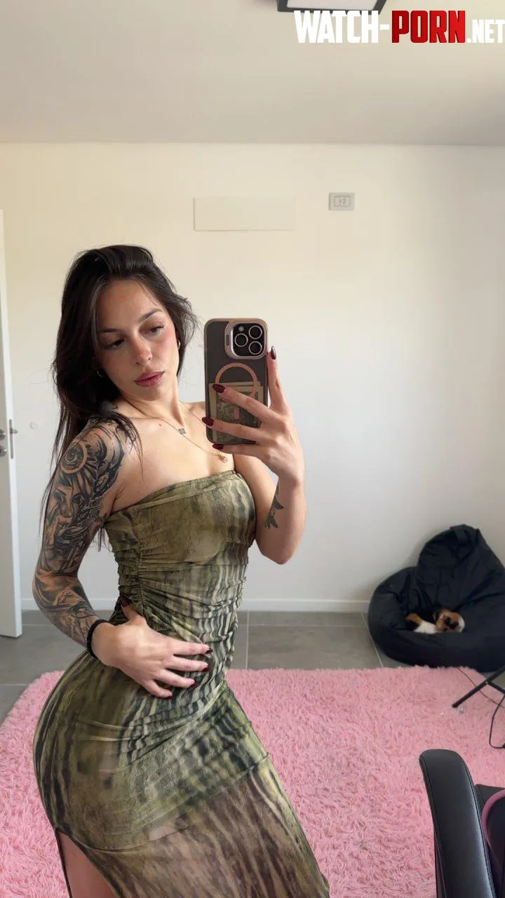 Serving sweet looks, just for you by sophiequ1nn