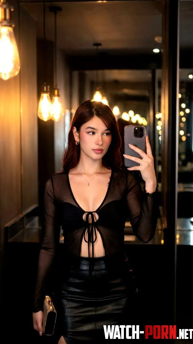 do you find me hot here by evildollxx