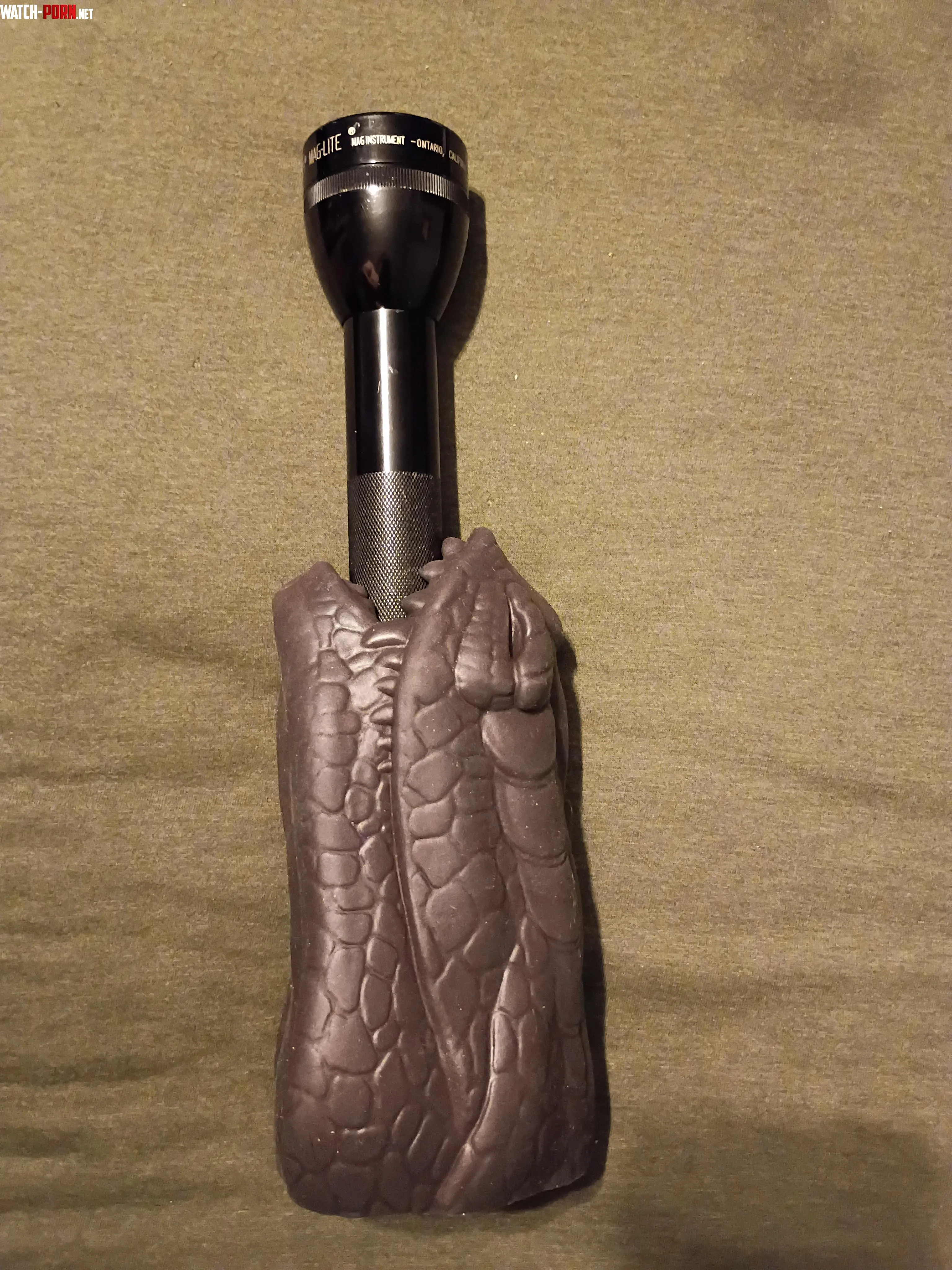 Guess I'll hop onto this trend (bad dragon) by Drahza_115