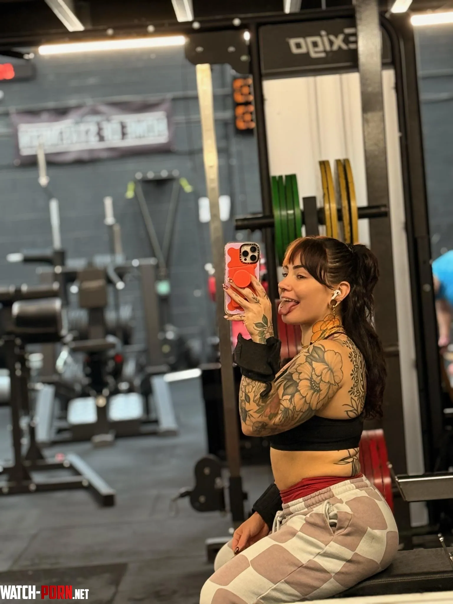 Powerlifters are the best gym buddies by power_midget