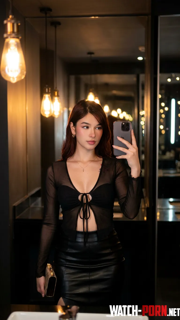 felt elegant in this by evildollxx