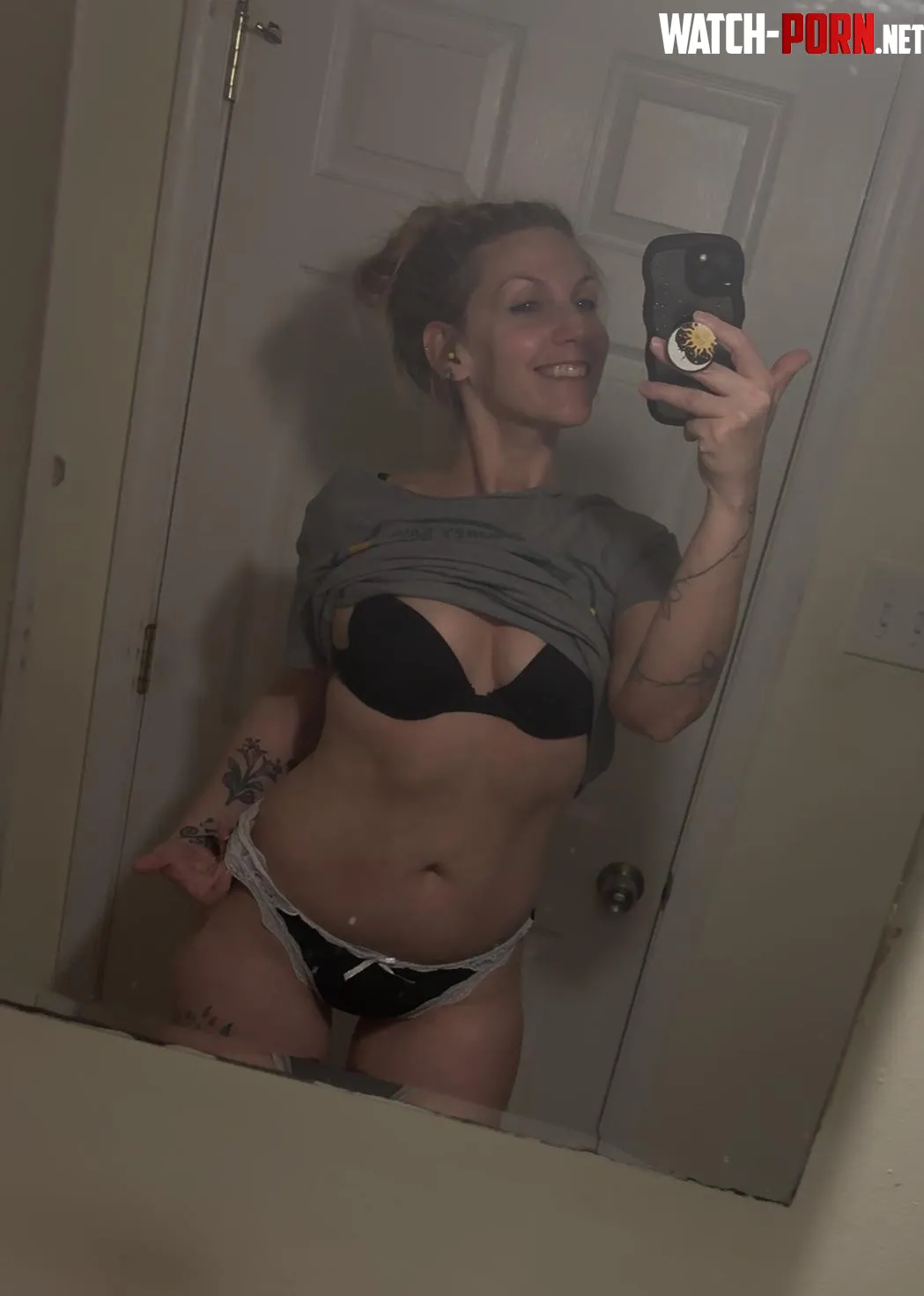 Who doesn’t love black and lace? by NoraVines