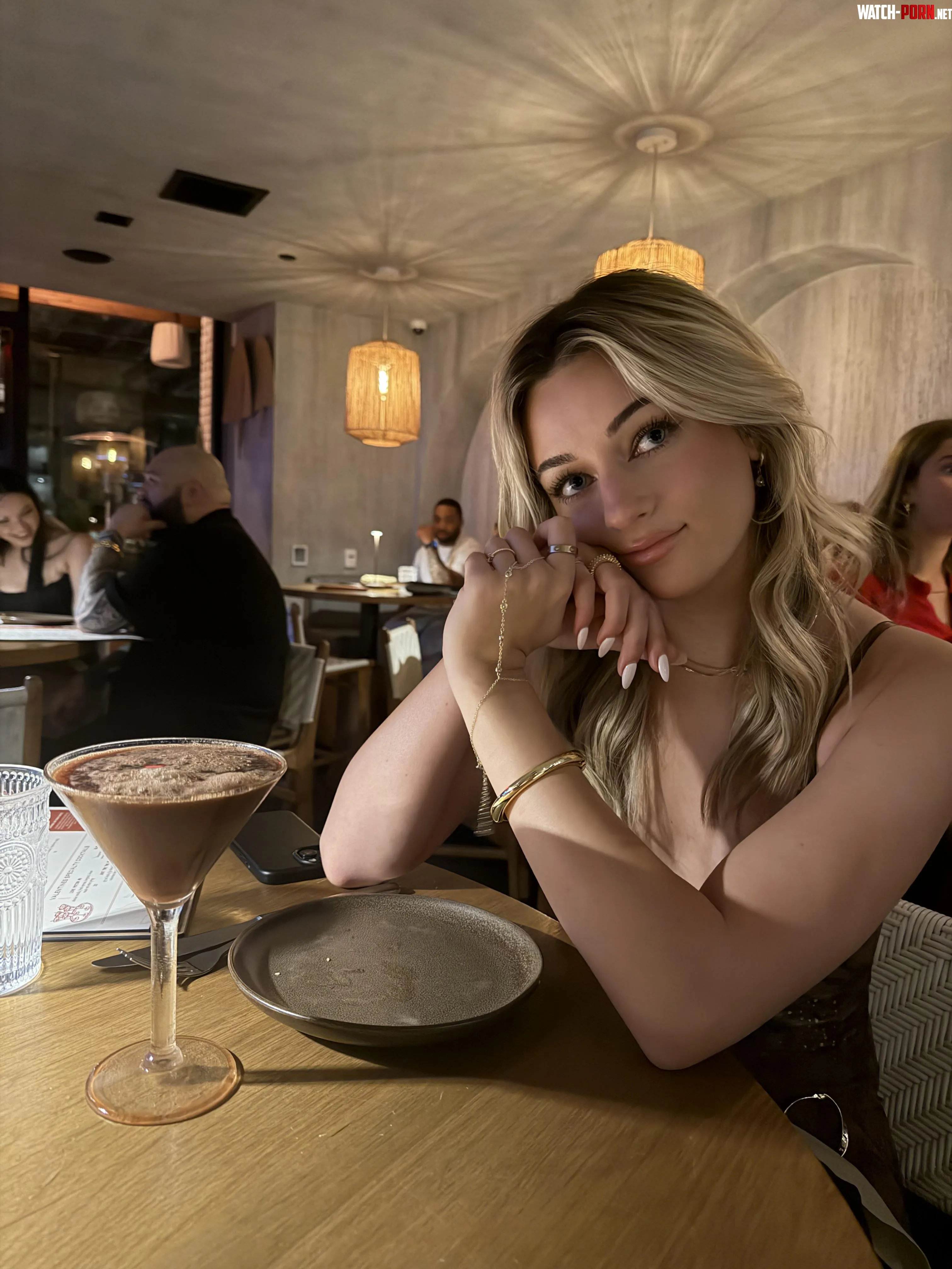 wanna go on a date?:) by BubbleButtoni