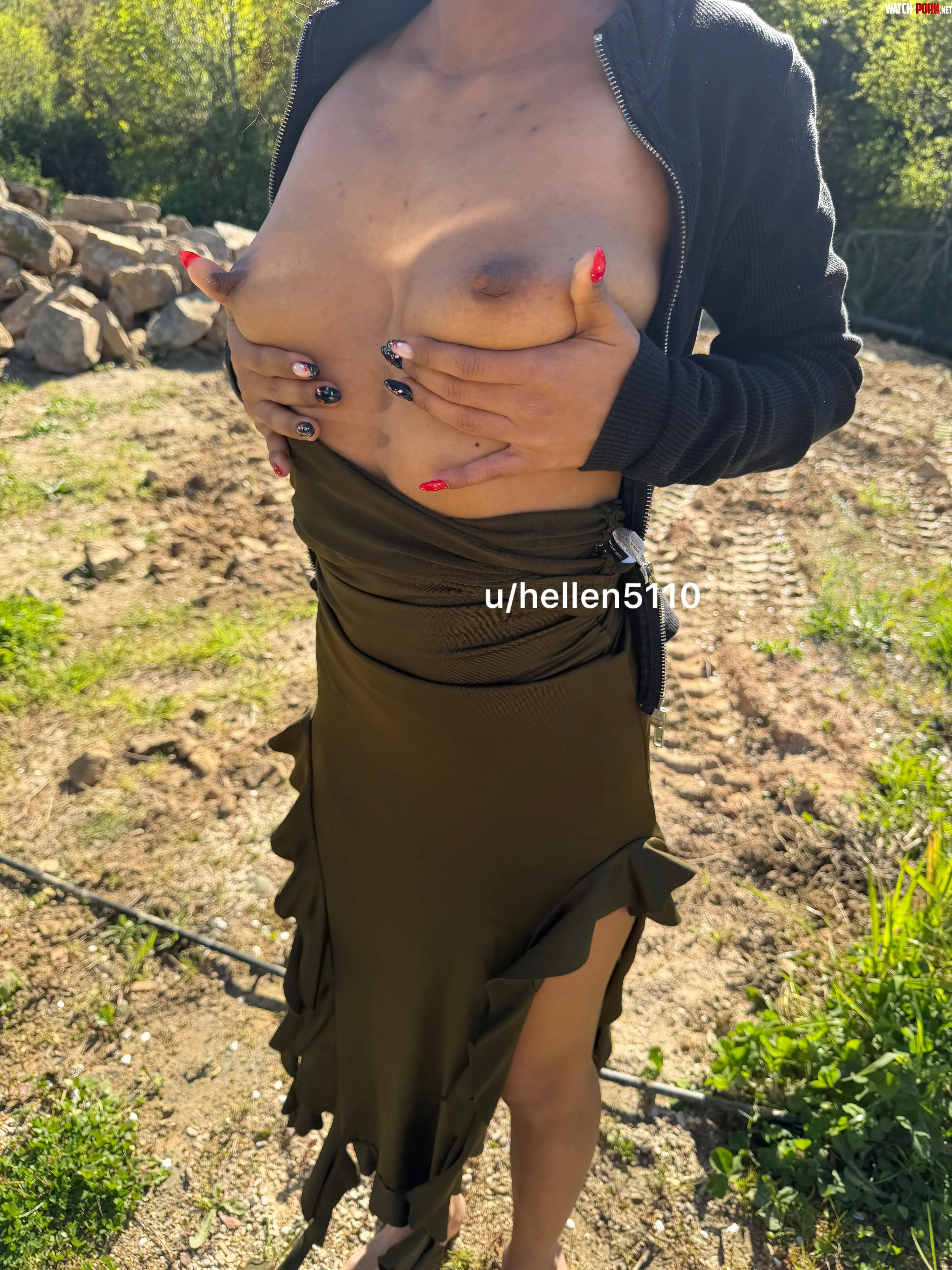 Outdoor nipples by hellen5110