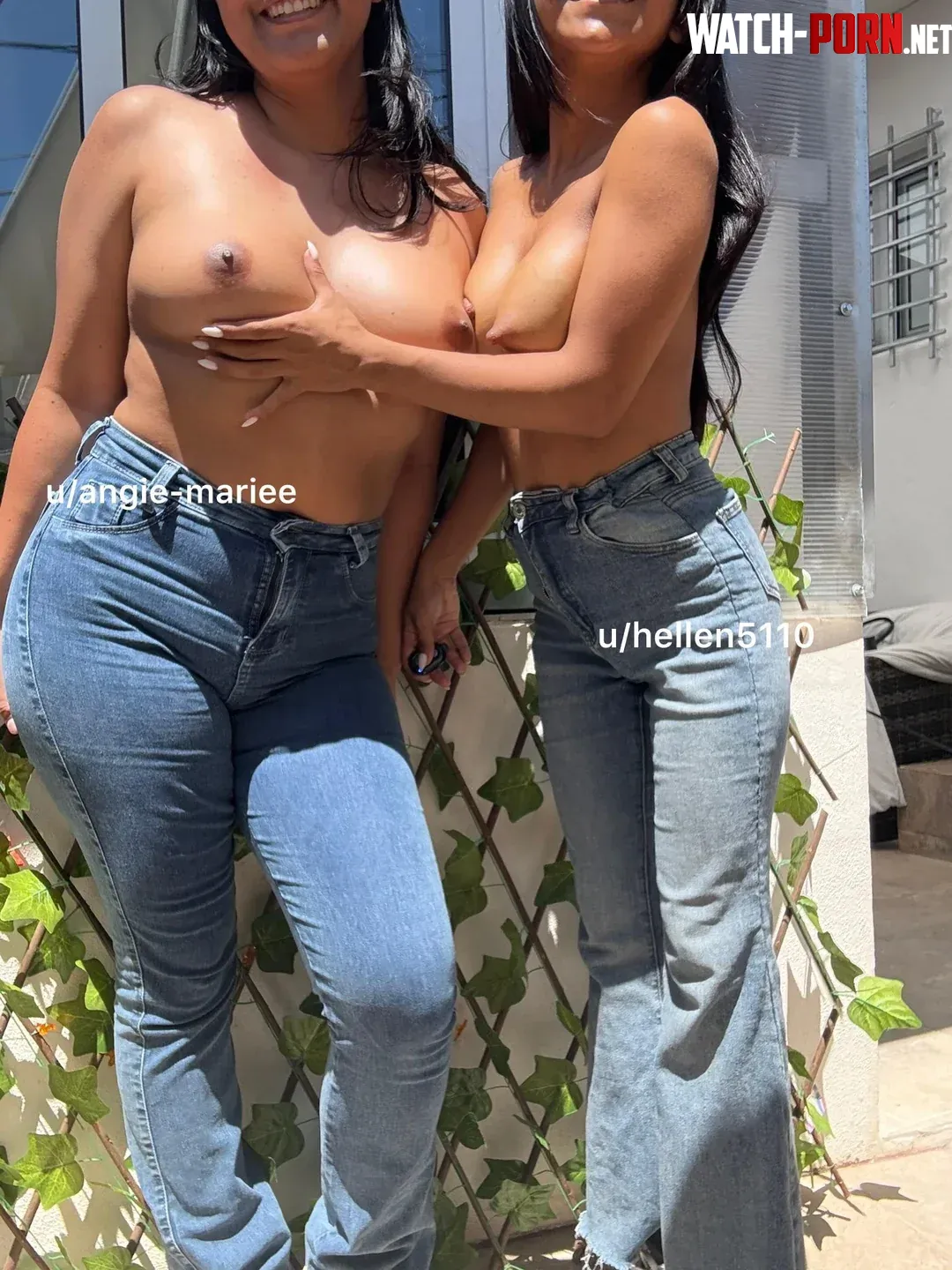 Two cute friends by hellen5110