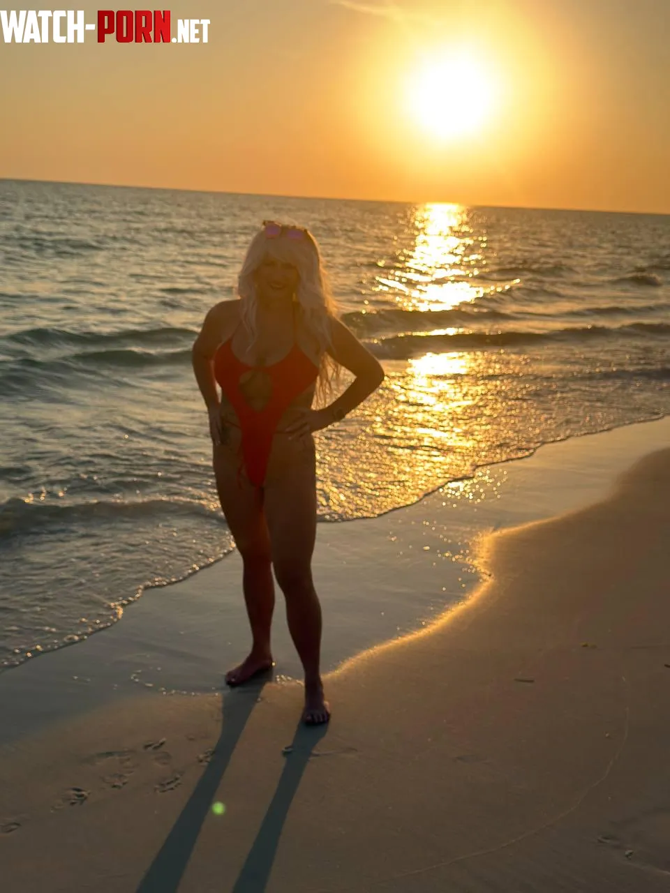 Do I look good in red? Sunset ❤️ by LaylaMadison69