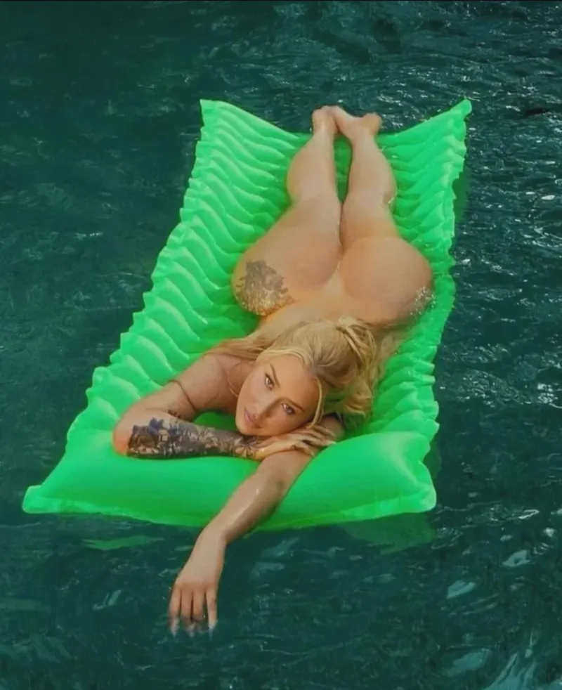 Thumbnail CelebsGW: Iggy Has the Best Ass I Have Ever Seen by Jealous_Medicine_894