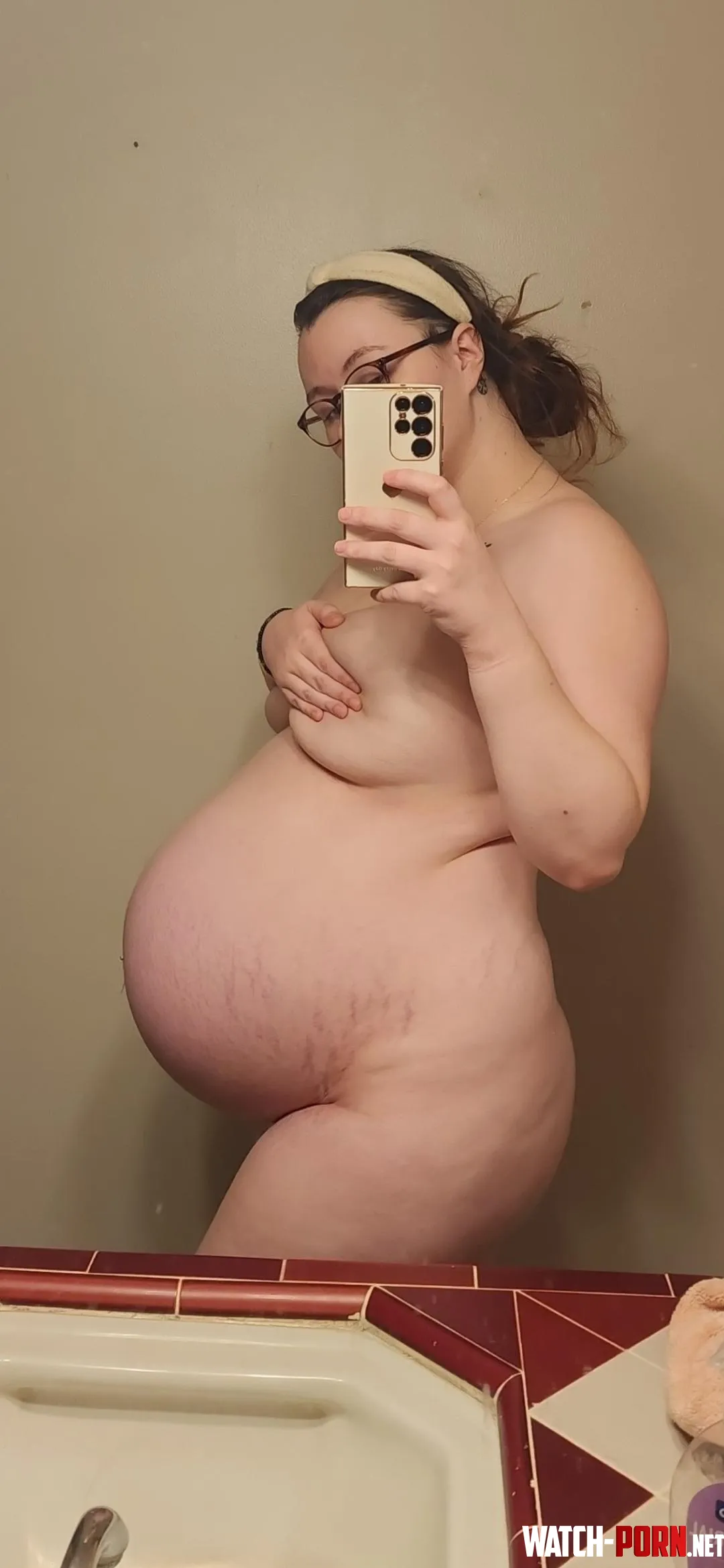Your favorite pregnant bimbo by footmomof5