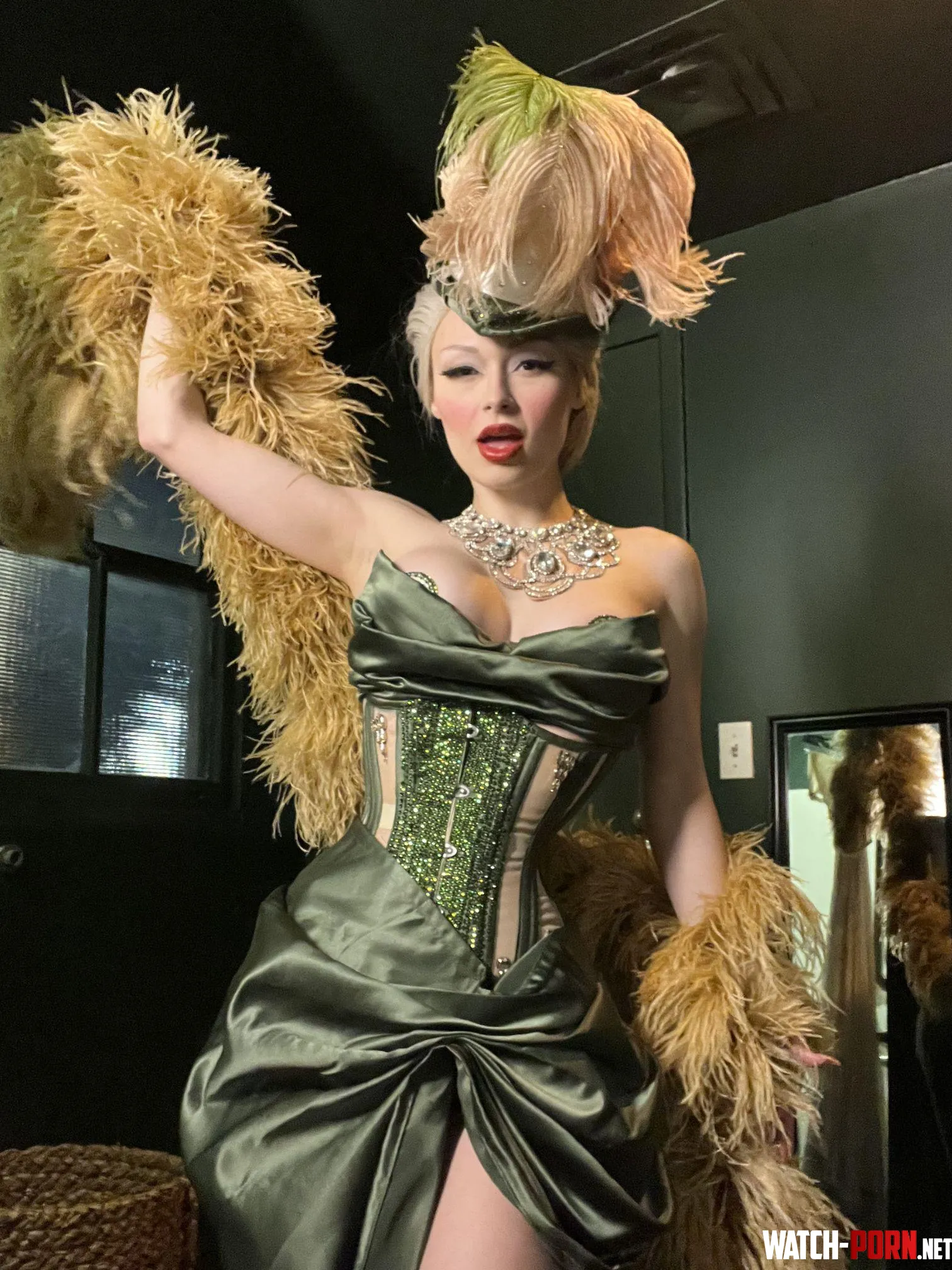 The corset, 10/10, the breathing, -3/10 by LilChereBear