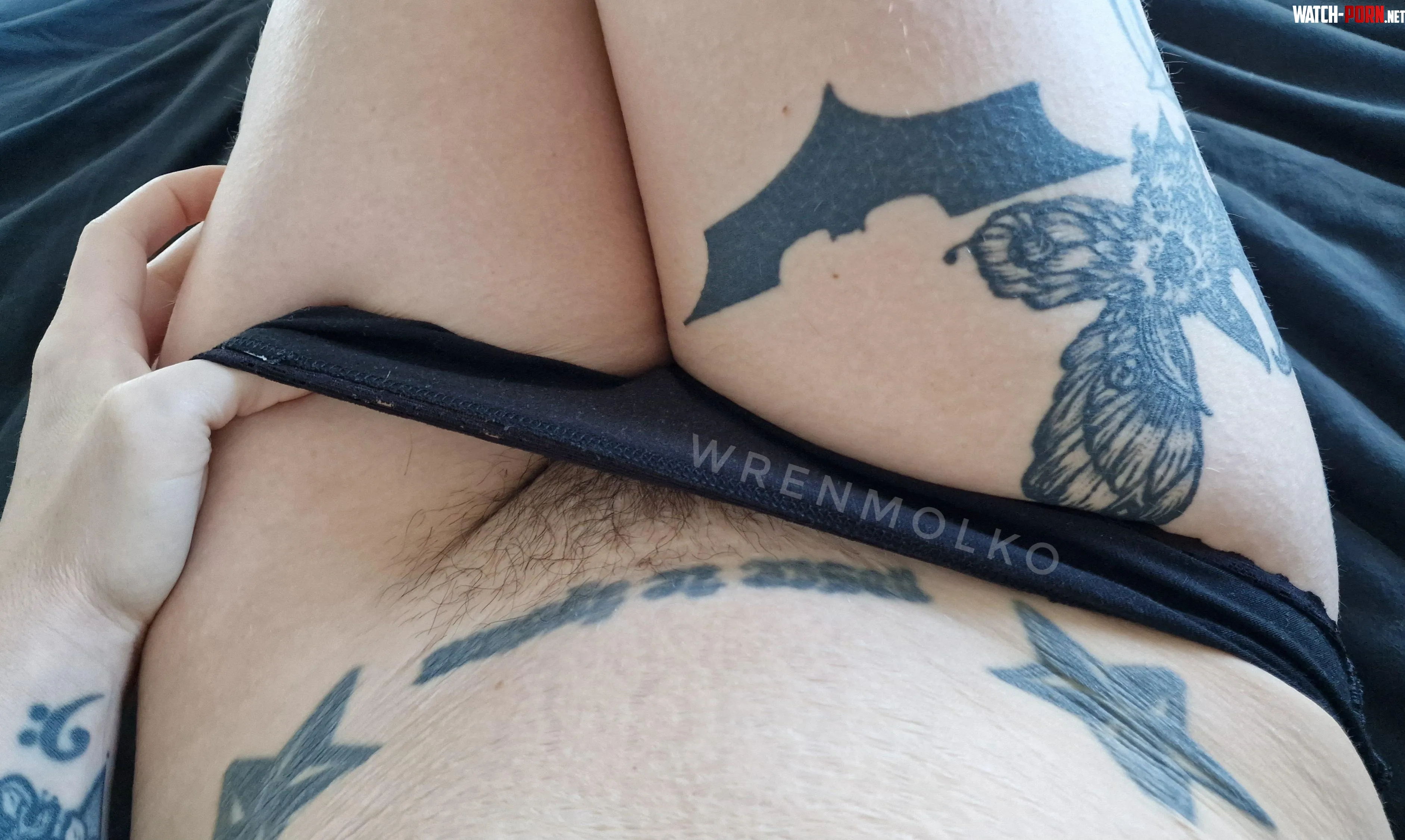 Hairy goth Mommy by mistermissus86