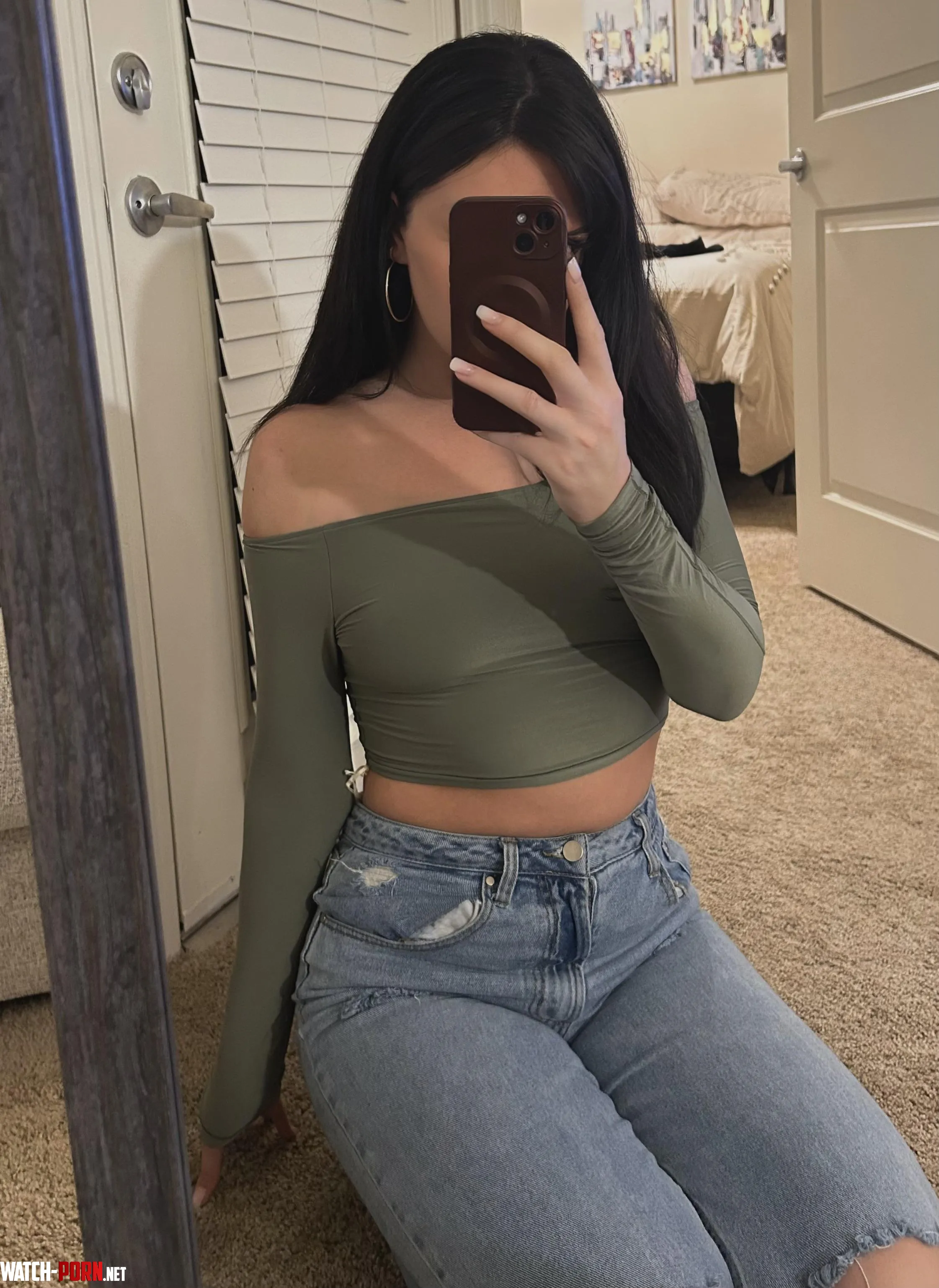 I love a simple crop top 😌 by Heartbroken1212