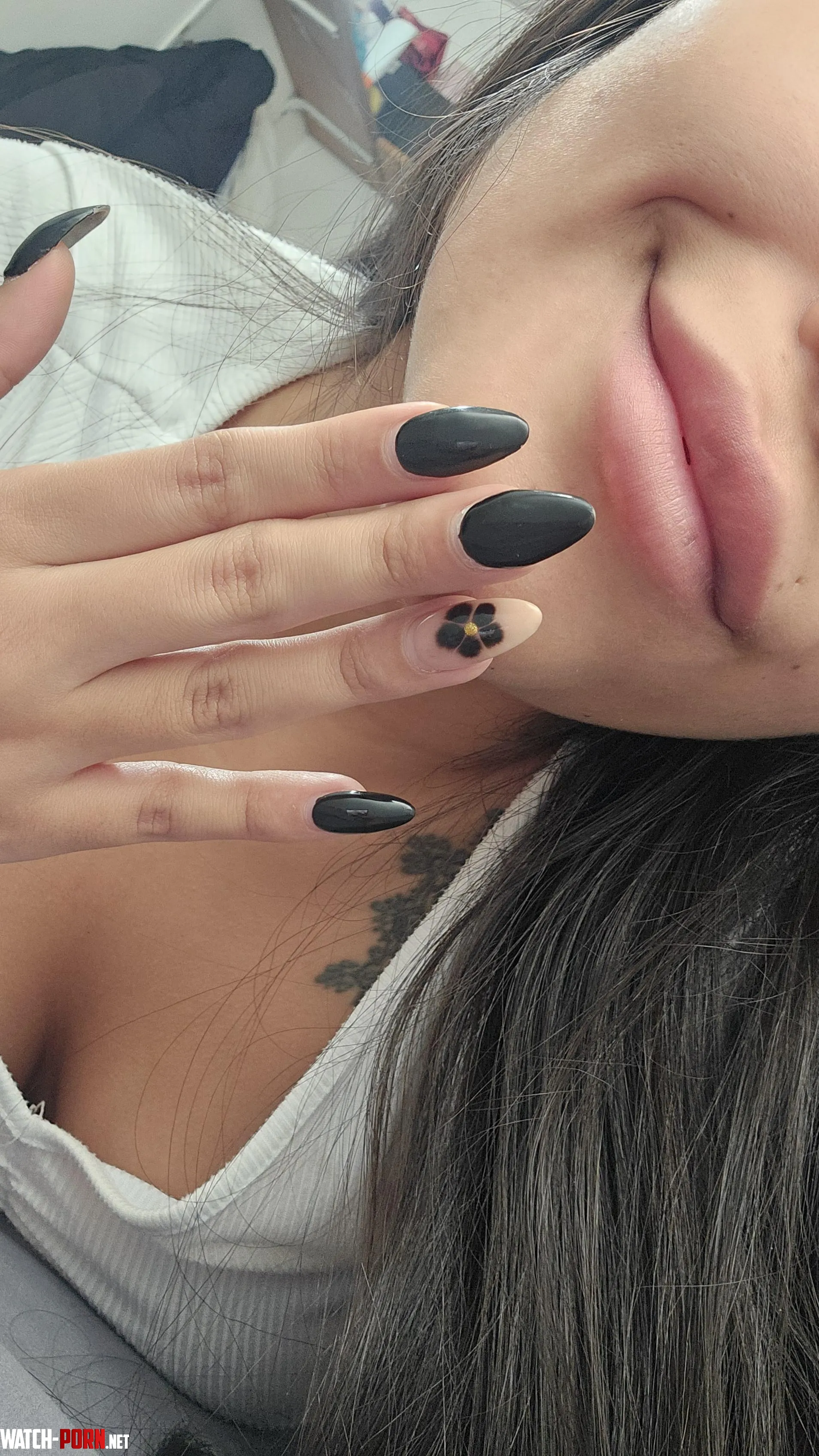 They'd look even better playing with your cock by glez333