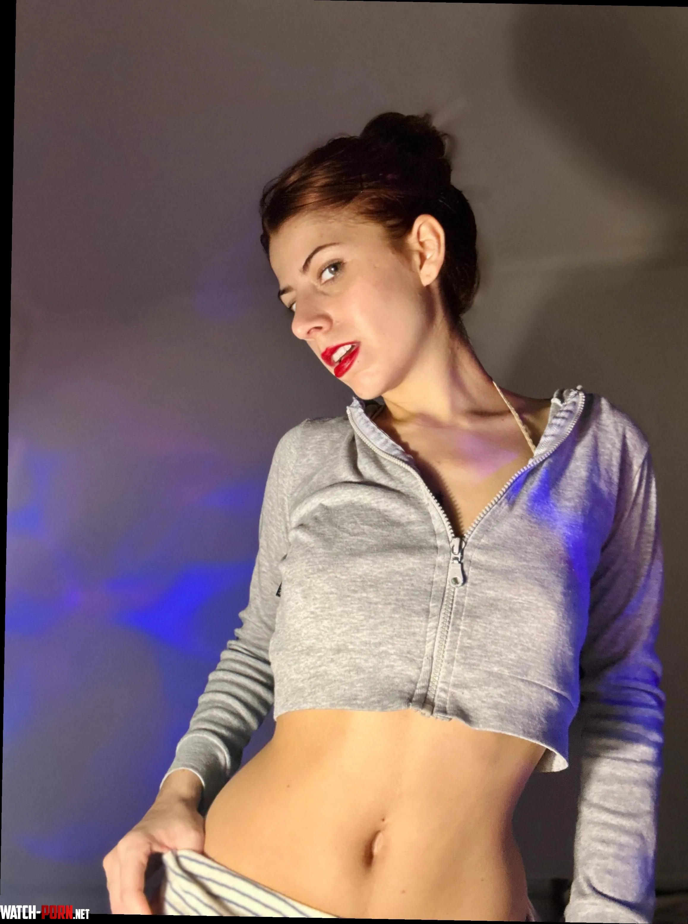 My adorable crop top for today by fieryroe