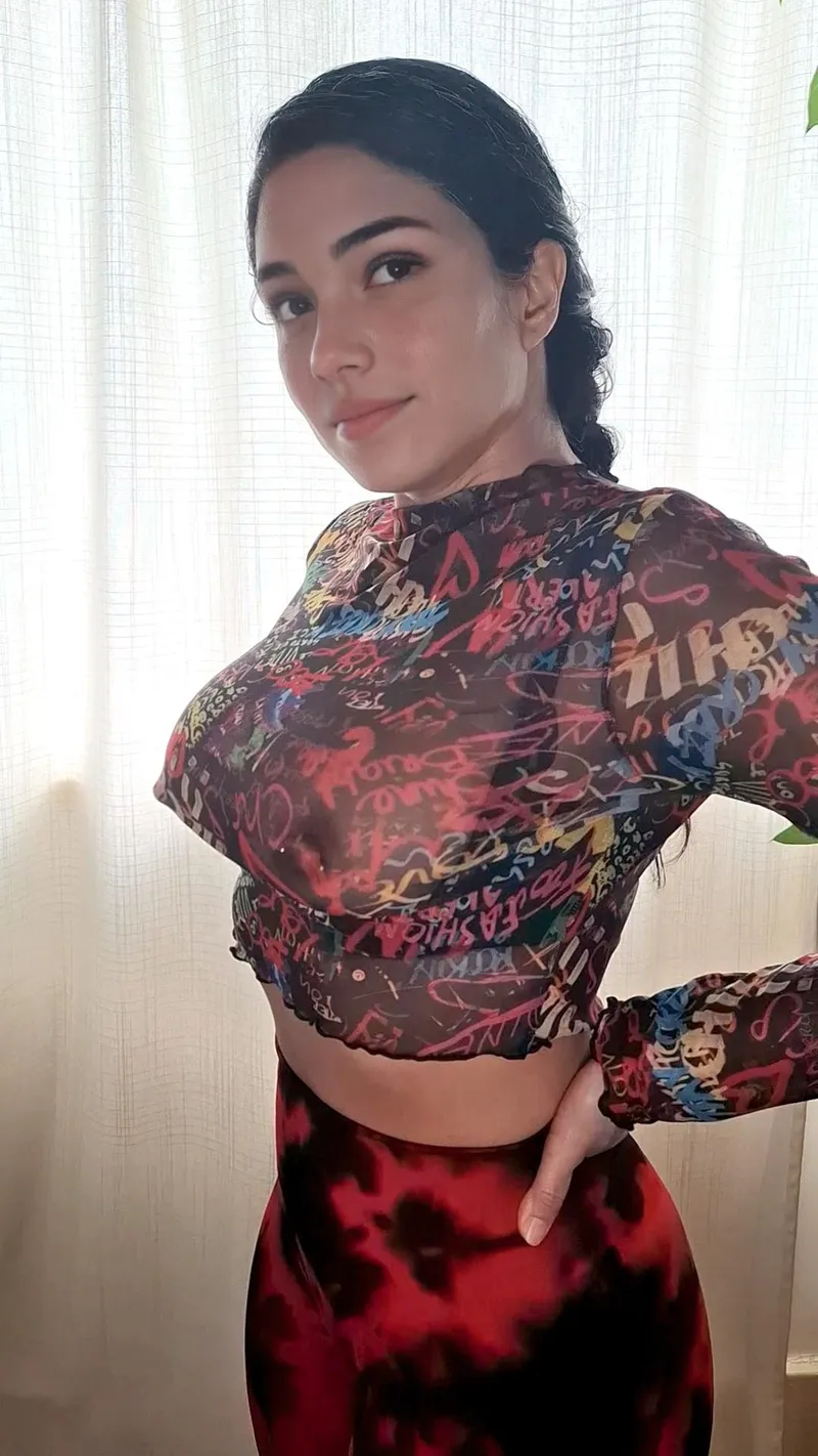 Thumbnail Braless_babe: Wishing You a Day Full of Freedom and Comfort