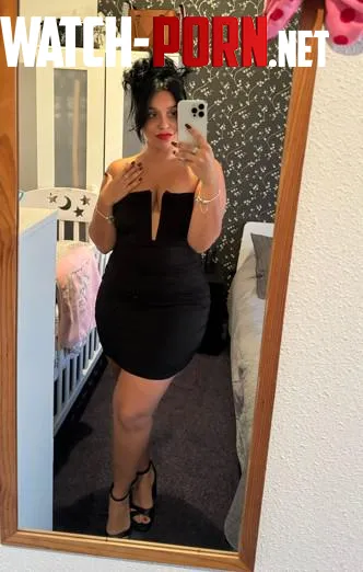 I love taking pictures of myself by Galadriel69_