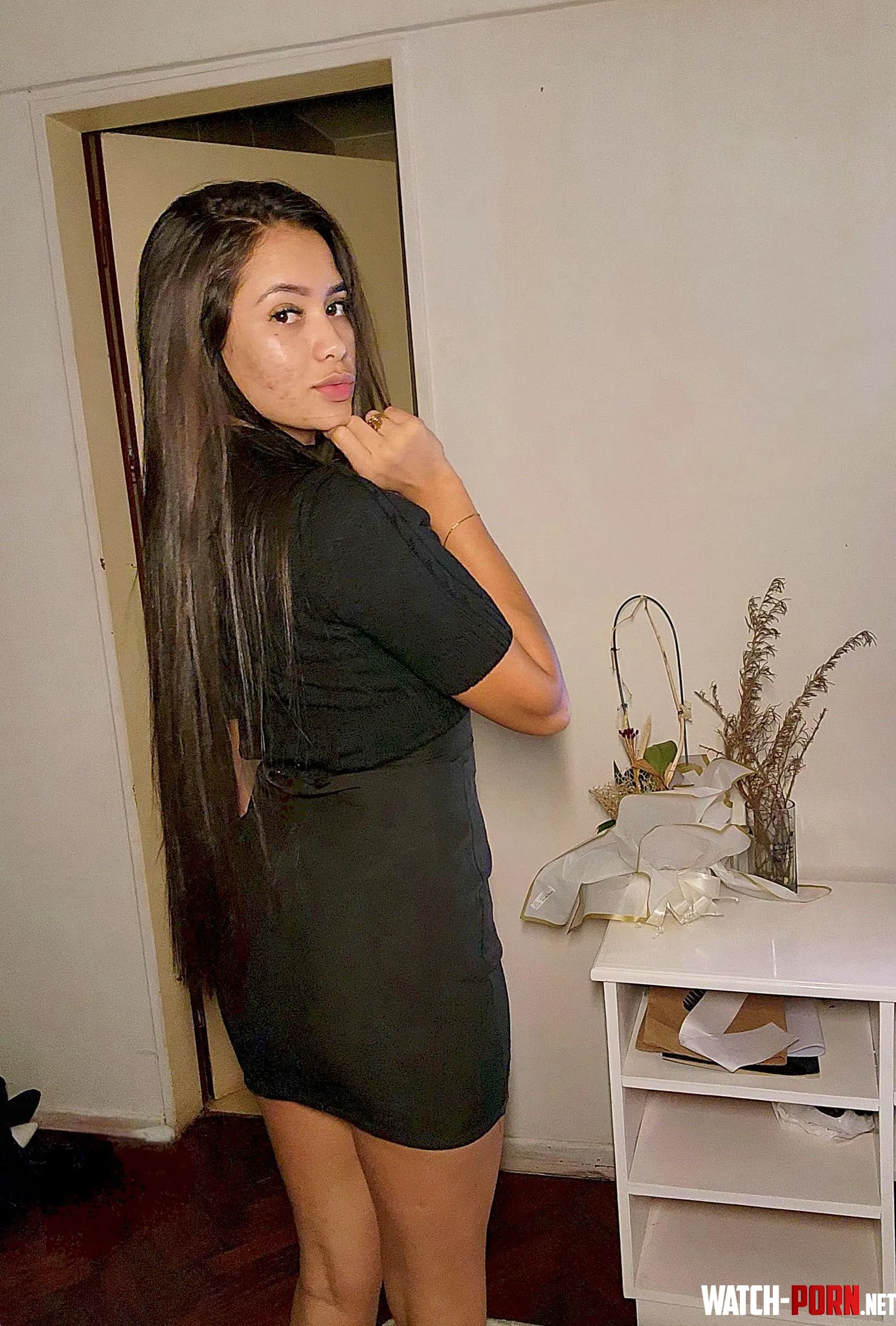 my skirt's already riding up by Violet_Porter