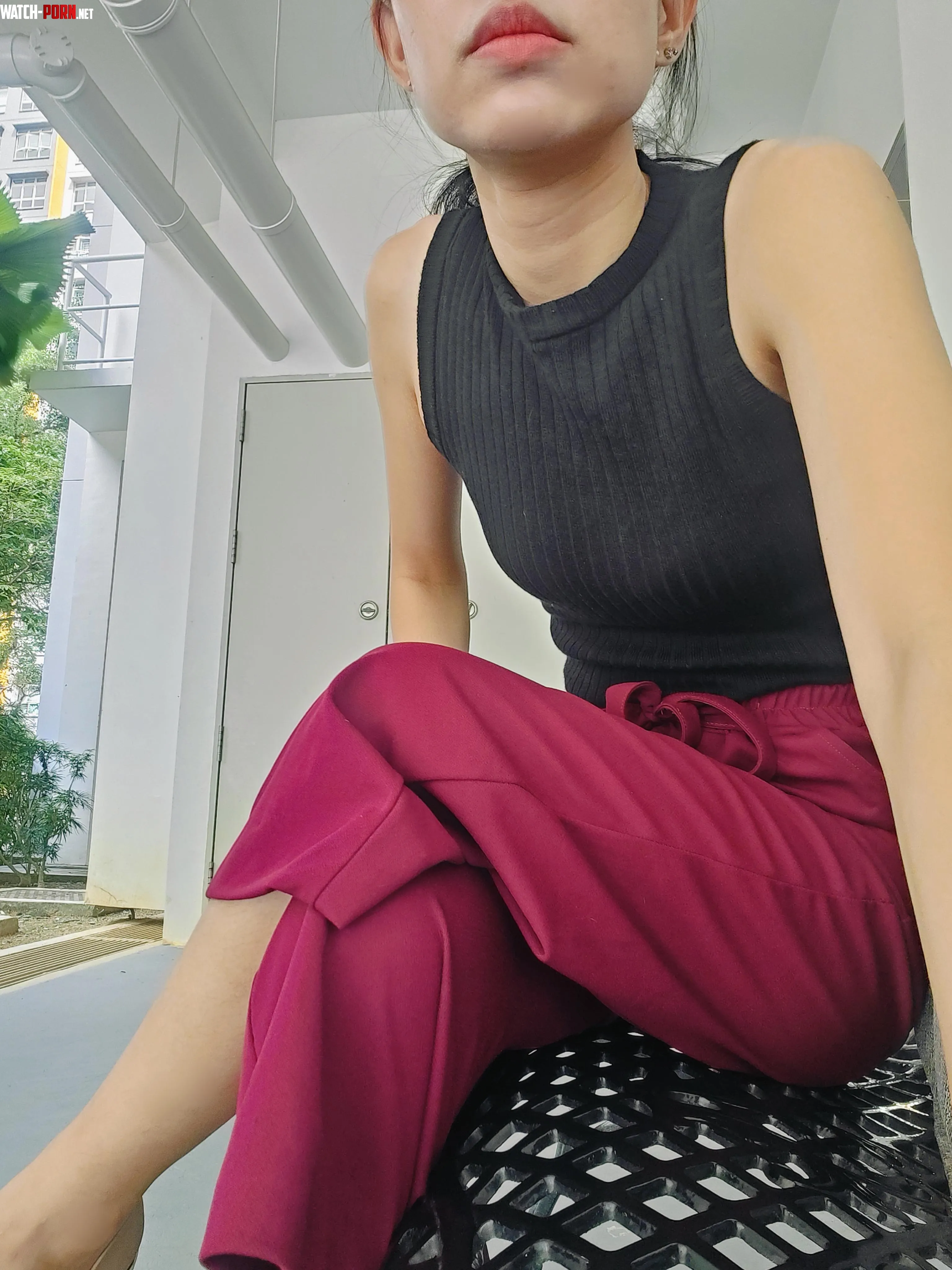 Hmm kinda goin for the teacher look, do I look like one? by babybeck29