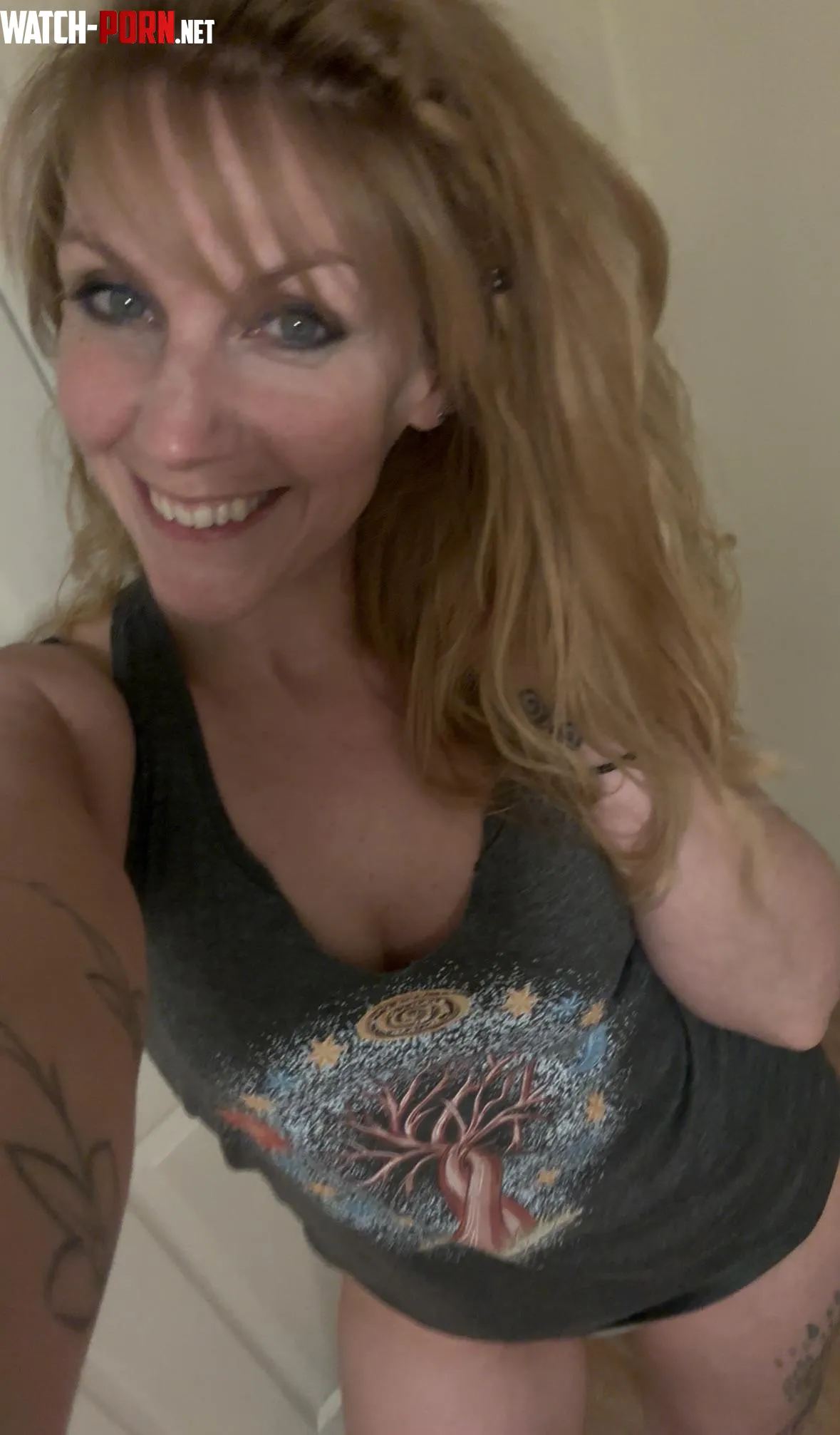 Tell me, do I have eyes you can trust?? by NoraVines