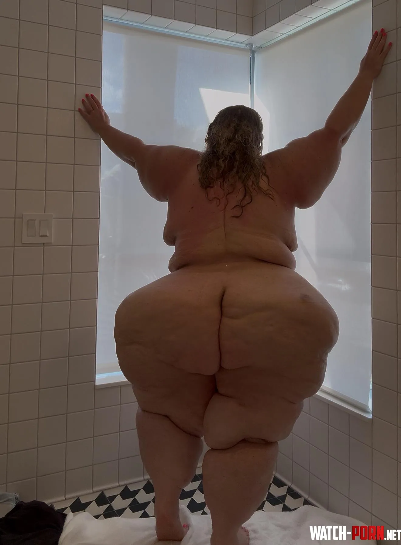 Waiting for you by Thisgirlisthatgirl