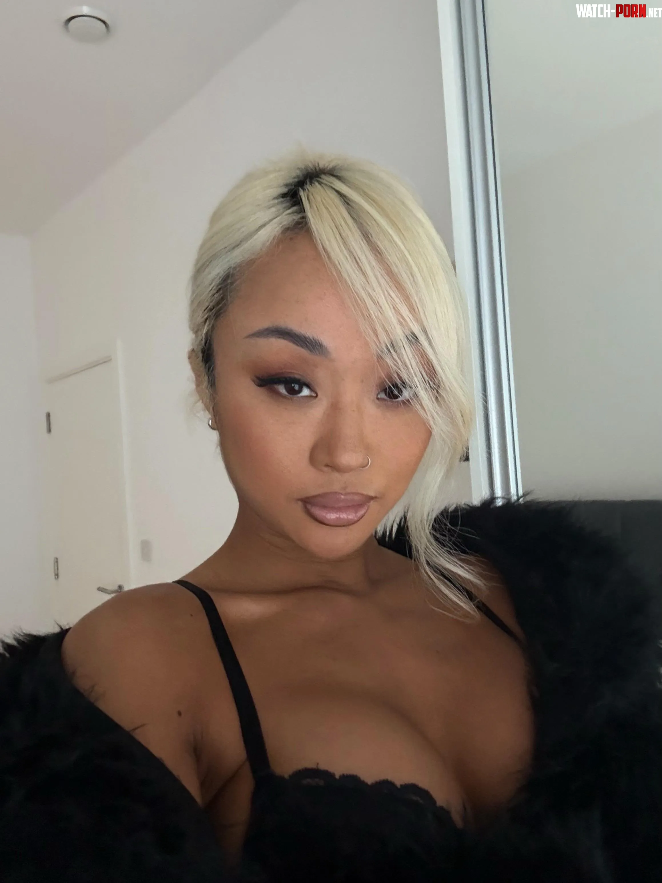 Just me 🖤 by annabellsociety