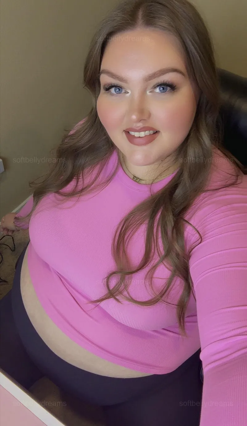 Thumbnail Hilarious Realities: 'My Clothes Are Shrinking 🤭' by softbellydreams | ssbbw