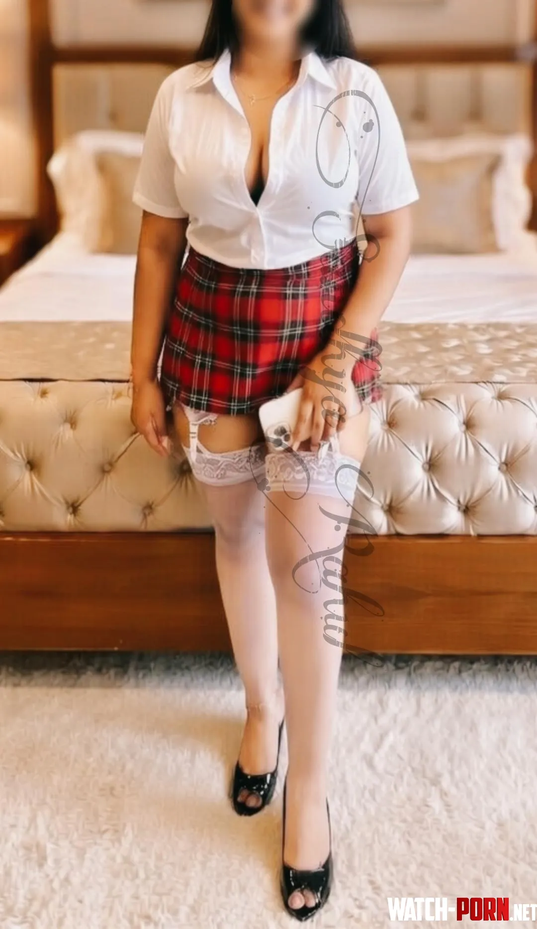 Sunday Funday 🥂❤️ how you gonna treat this baby girl 😻 (f) by Single_Middle6290