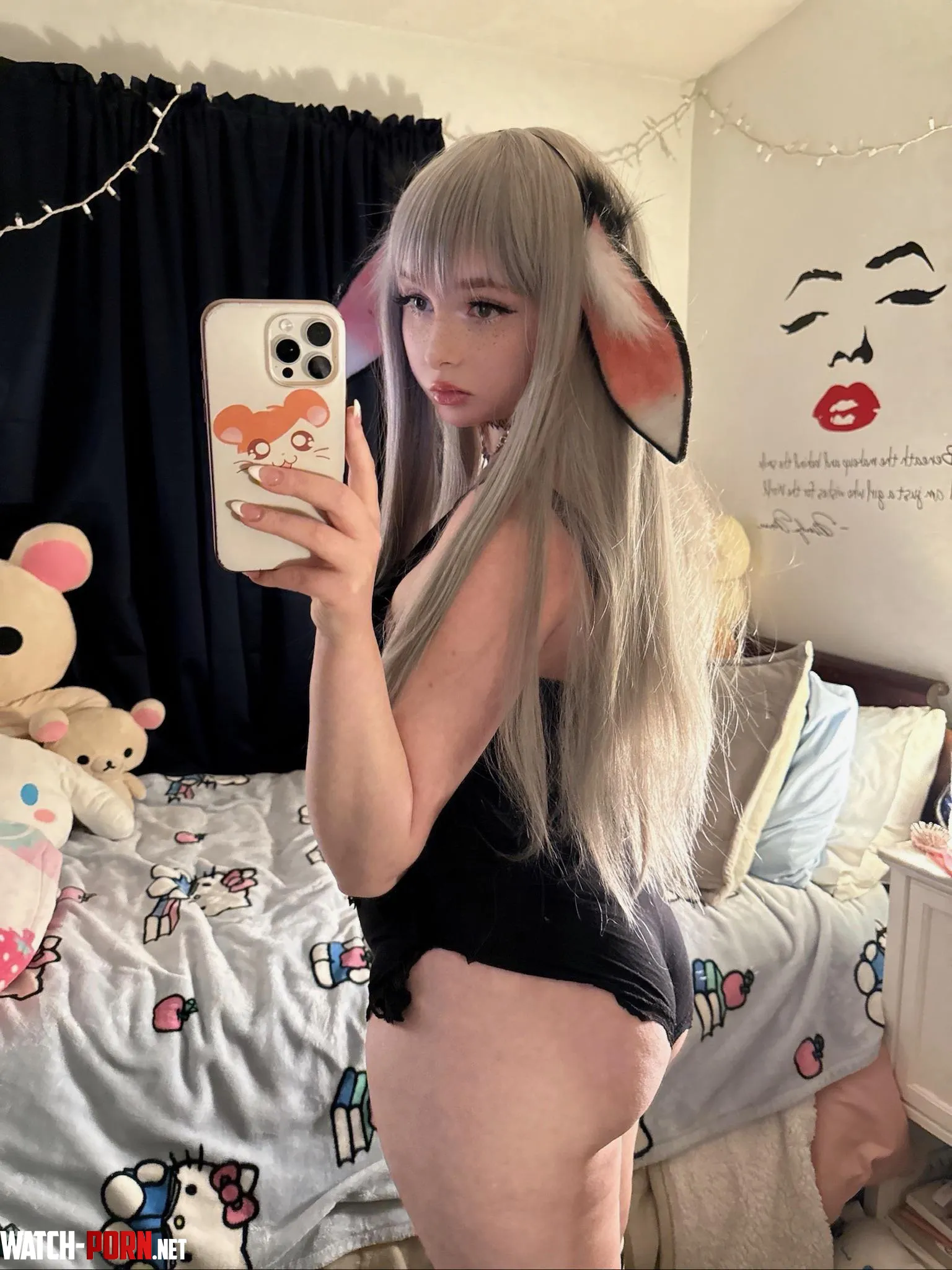 u werent ready for this one, huh? by petiteschoolgirlxo