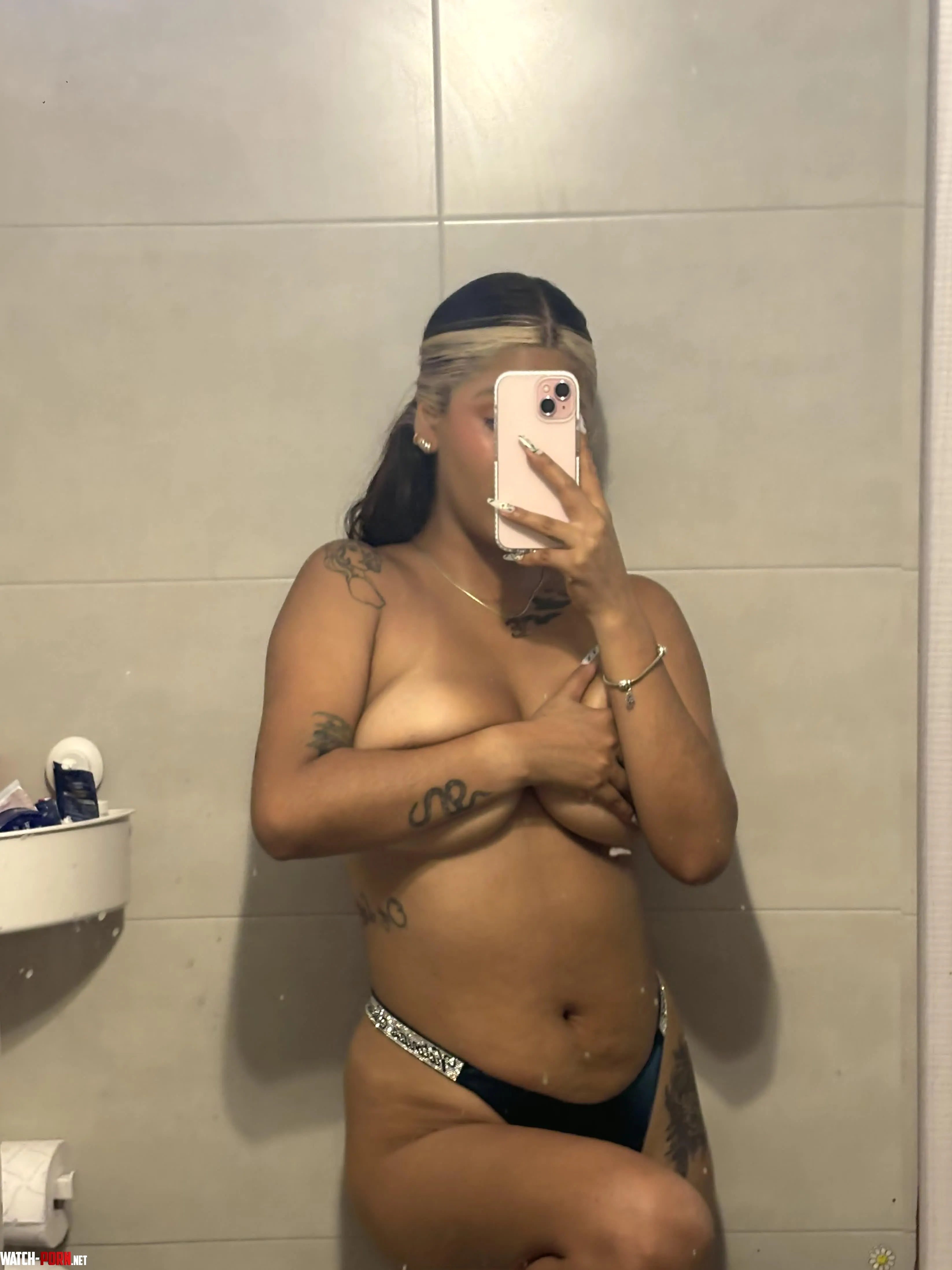 This is my best mirror selfie for now by CinderellaWow