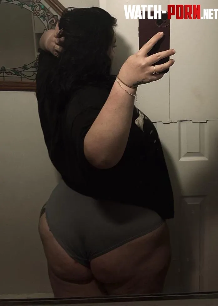 Don't make me wait all day by luvelyroseeee