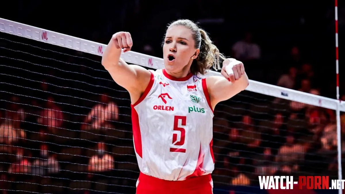 Agnieszka Korneluk by MarcellusCastleberry