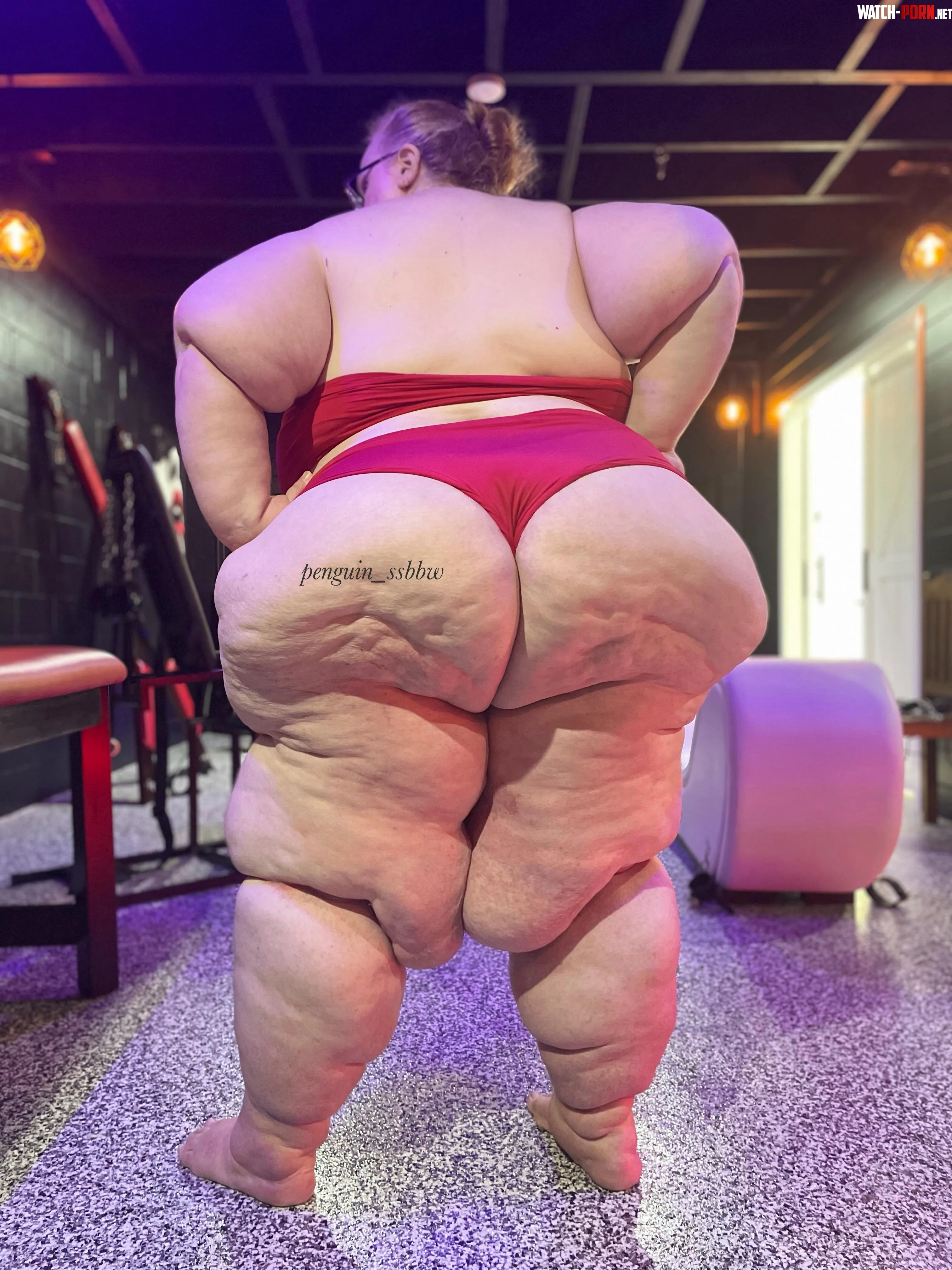 I need a seat…is your face taken? by penguin_ssbbw