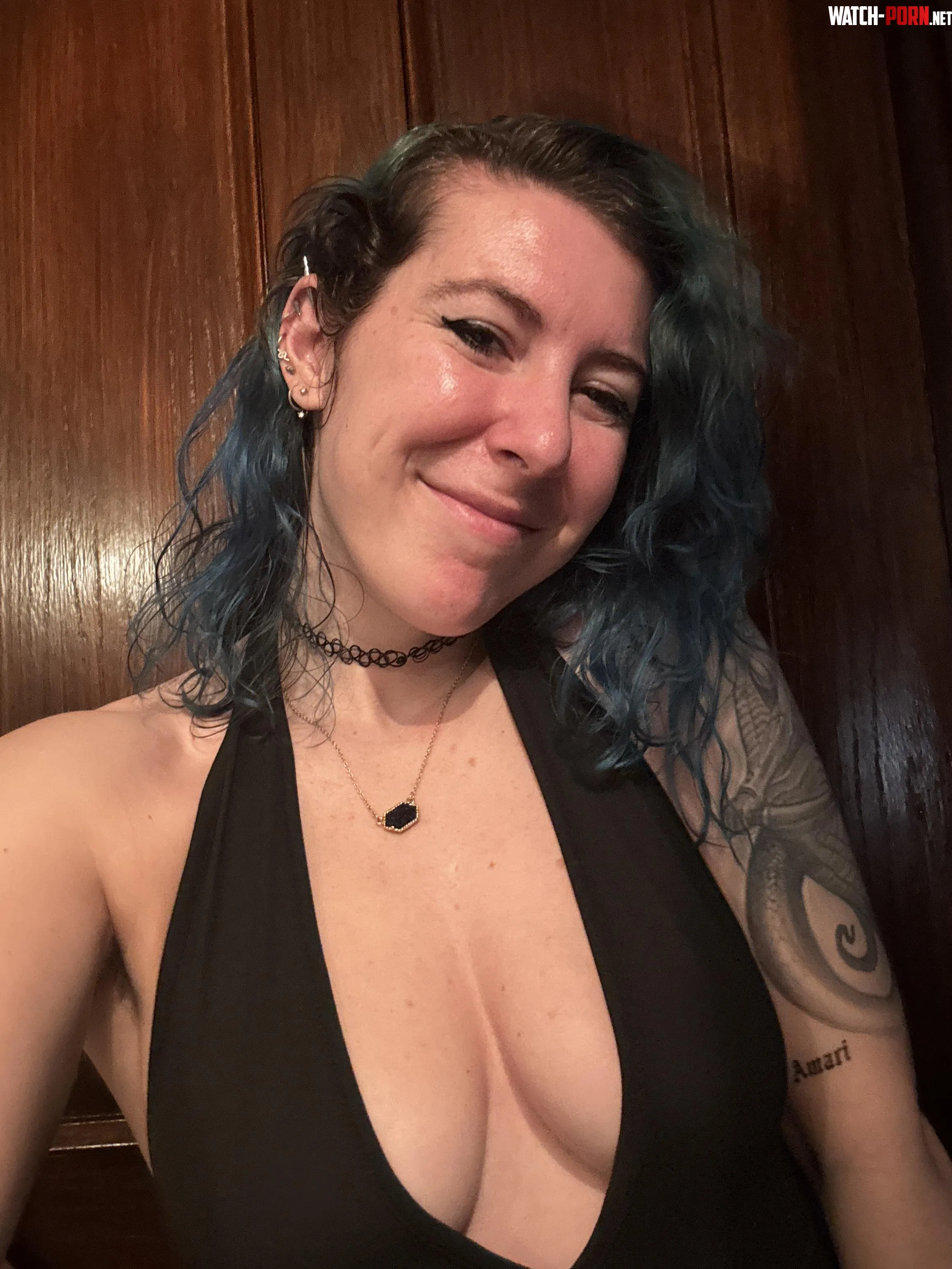 No bra needed by sirenskiss3