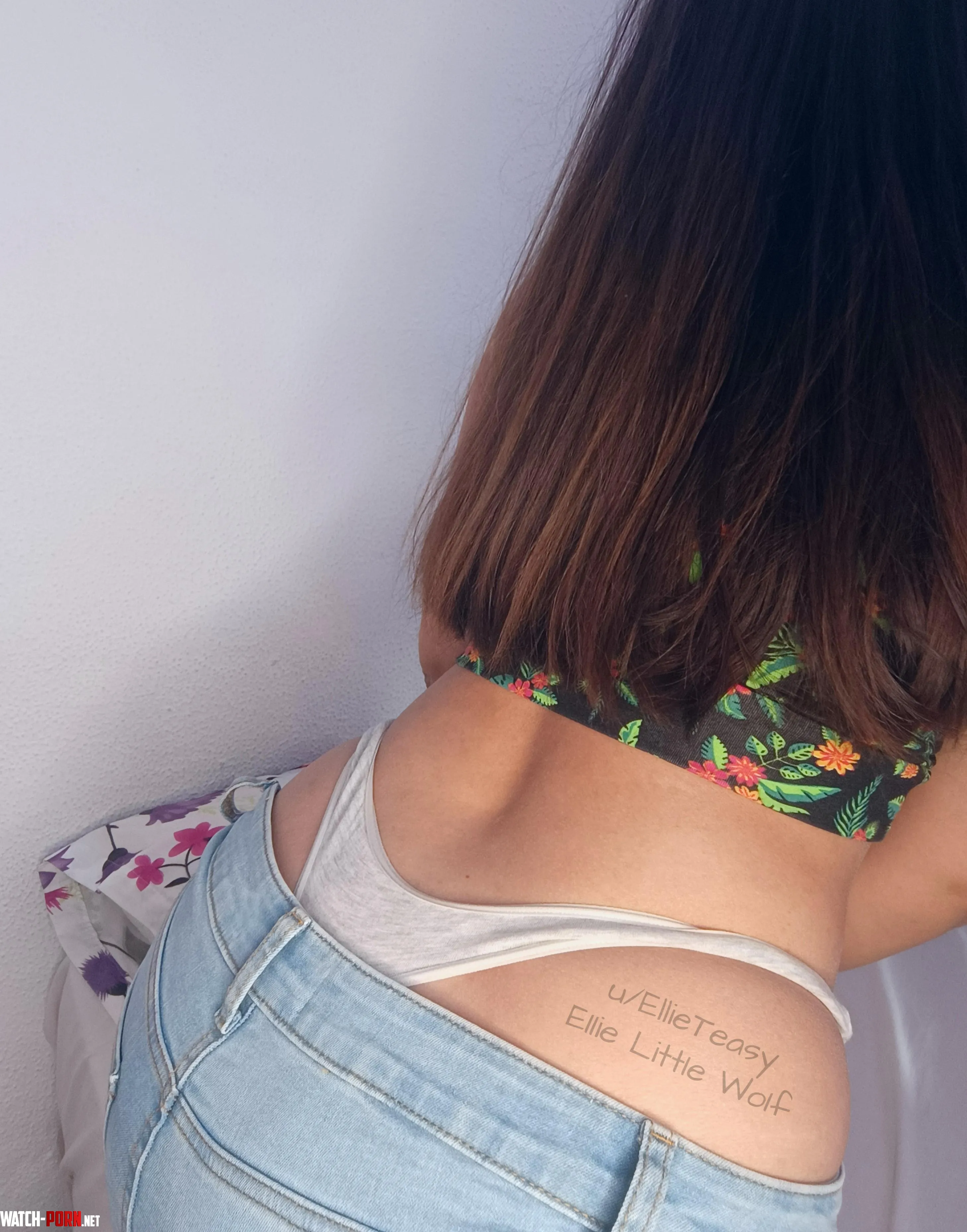 My ass looks so good in this thong [f] by EllieTeasy