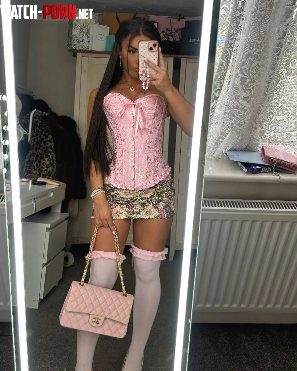 Stylish and classy all at once by Sweetbabykissygirl