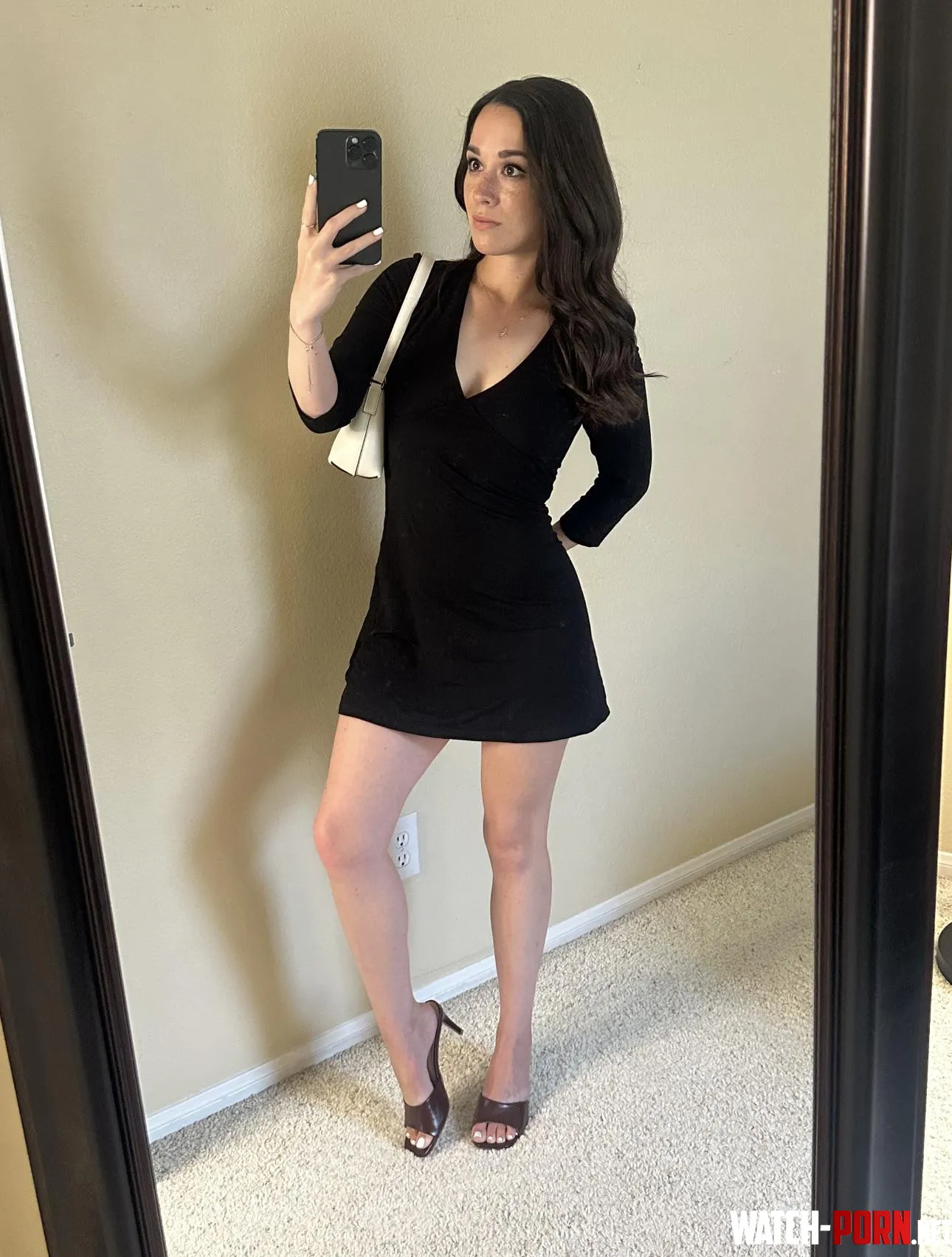 A fitted dress and heels. by AlanaAraya