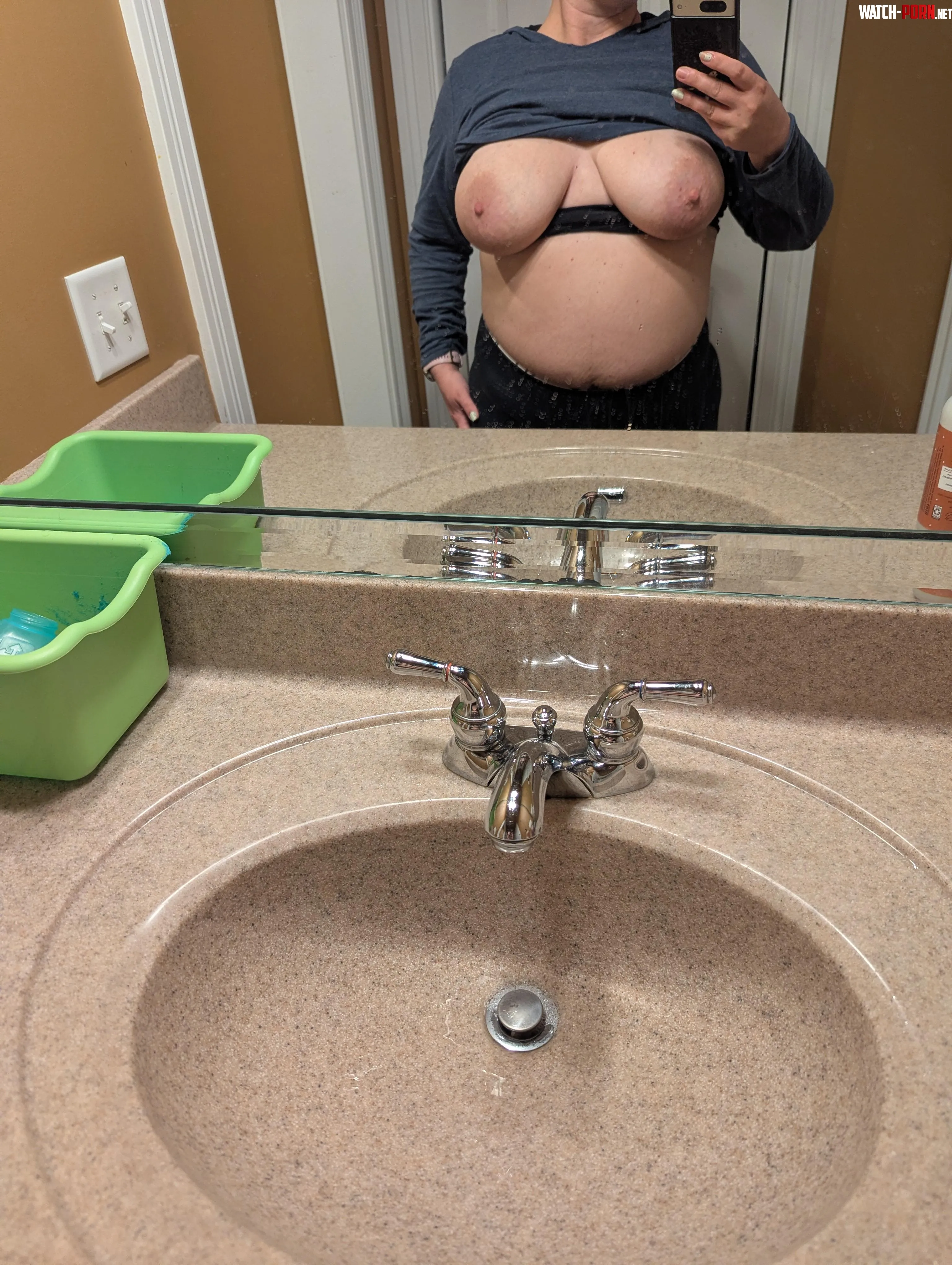 Took a nap and now I'm full to bursting by Lexxi_pro