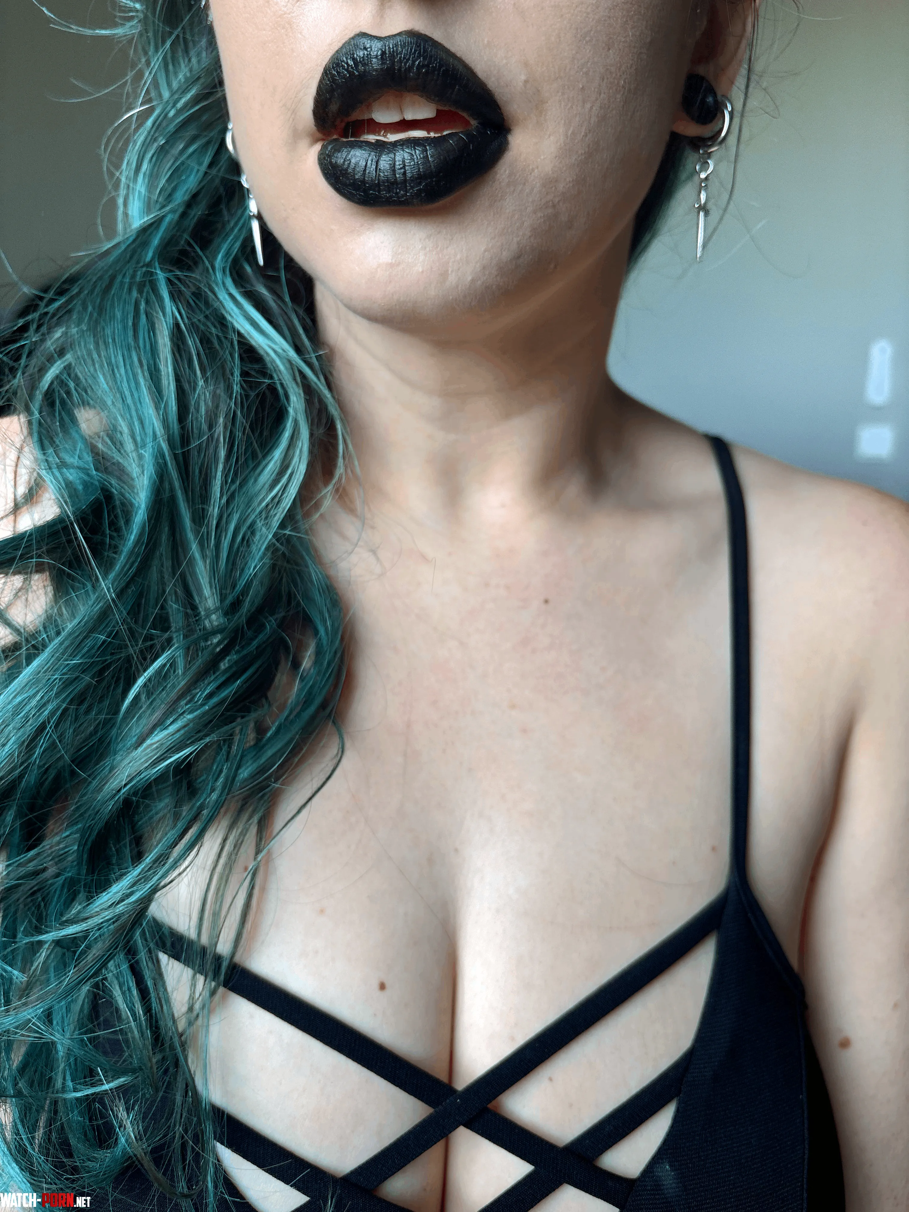 Waves for days by yummyallover