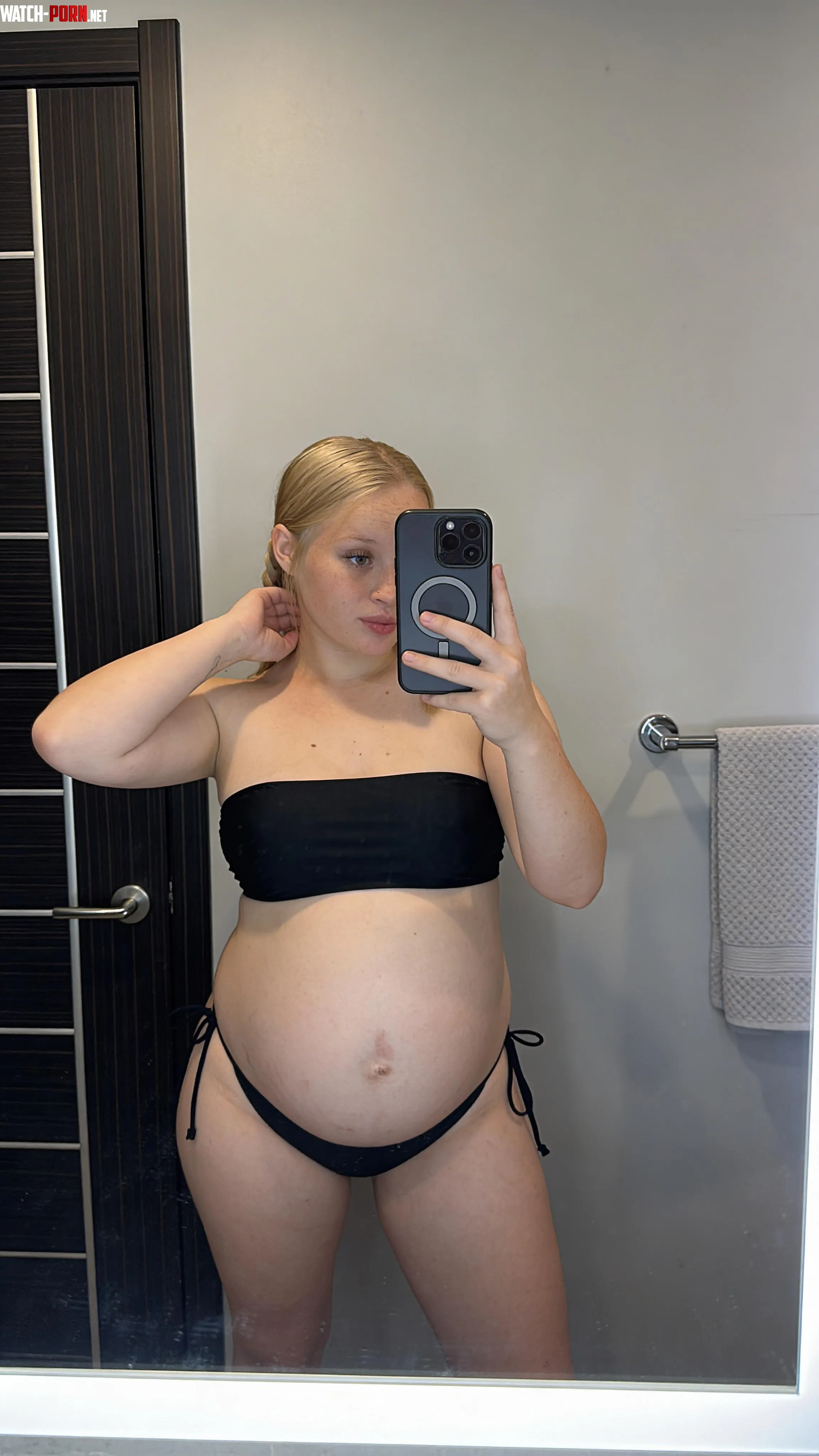 F19 Do I still look good in a bikini even pregnant by thewonanonoy