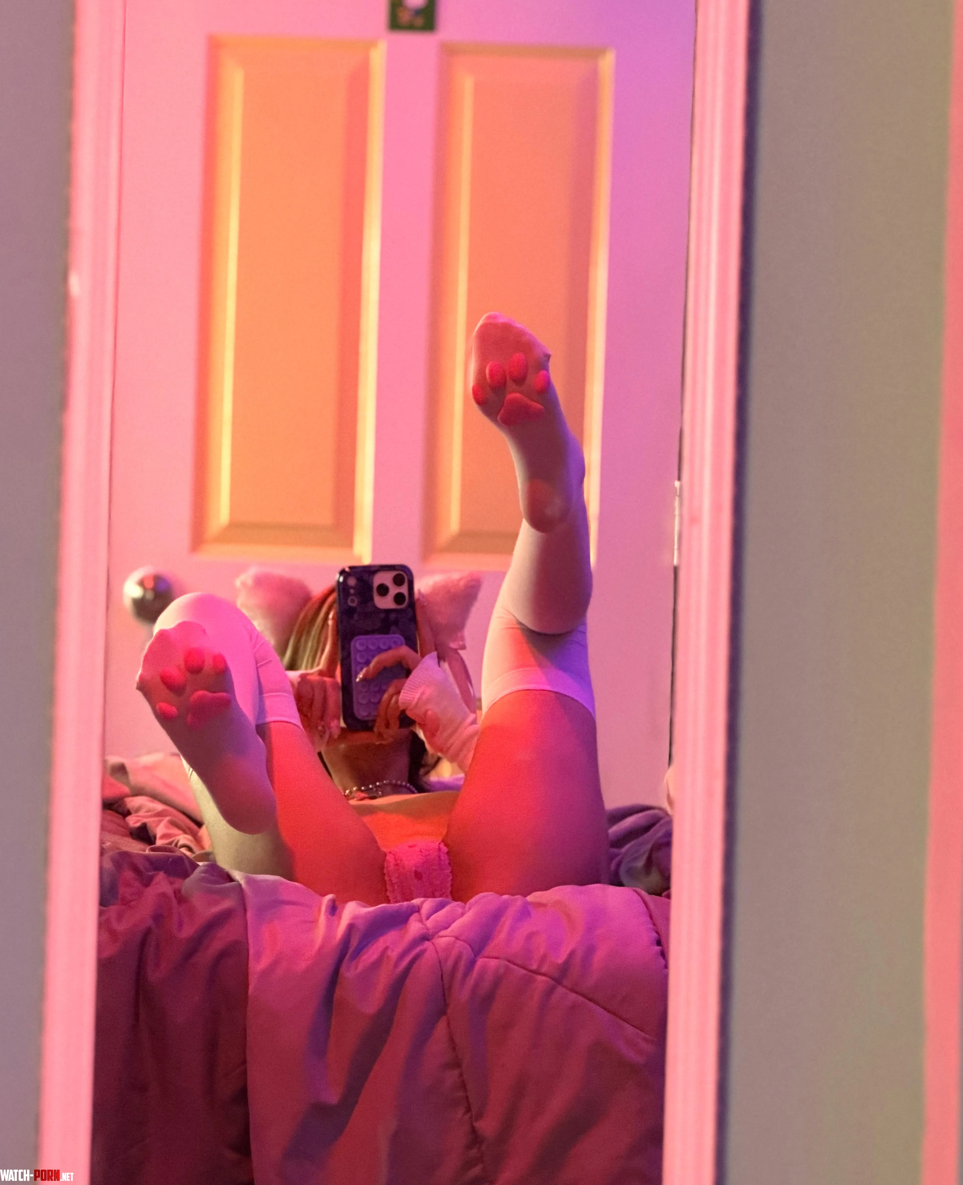 The socks will stay on! by ivywitchy