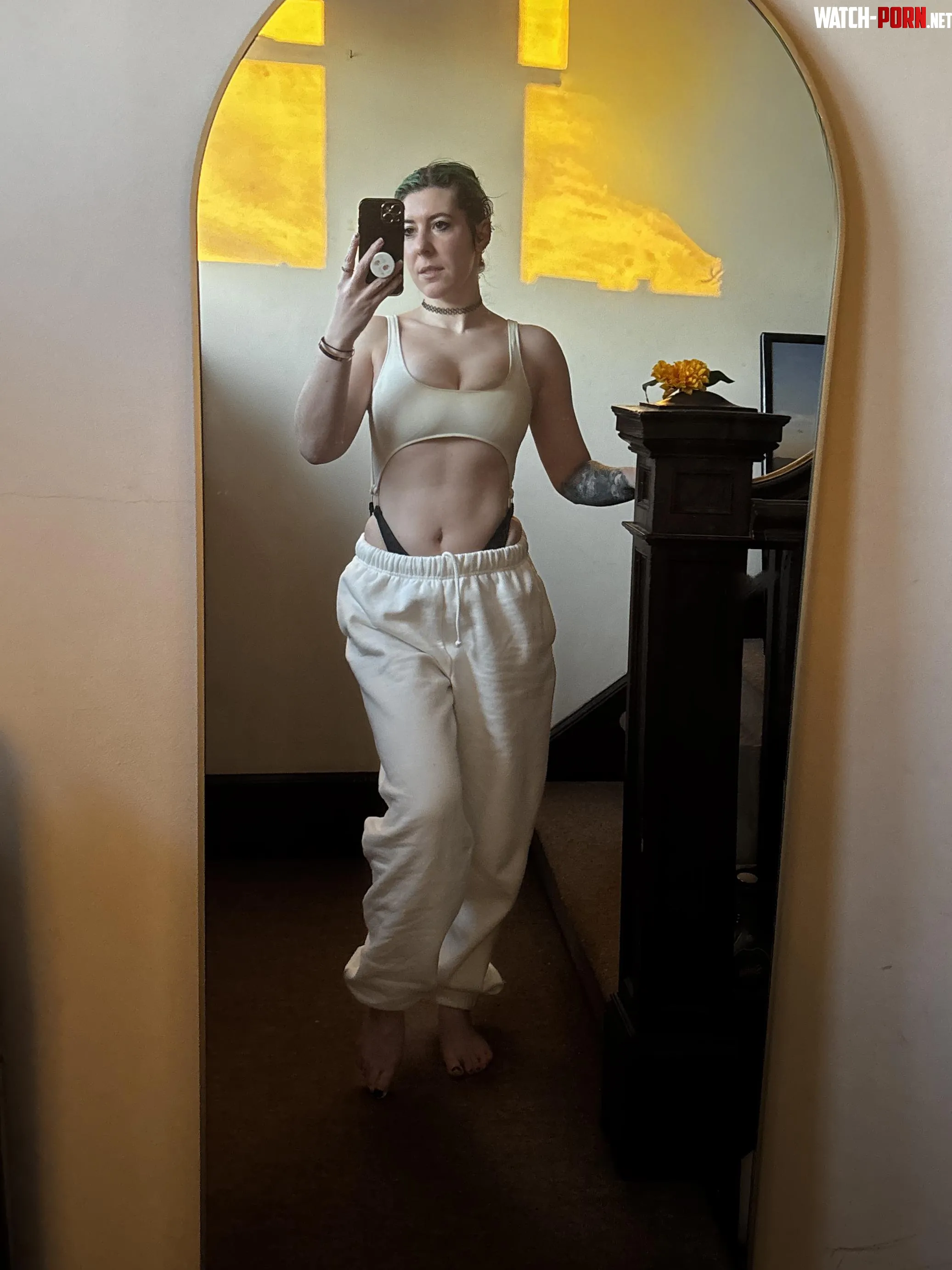 A hinttt of black by sirenskiss3