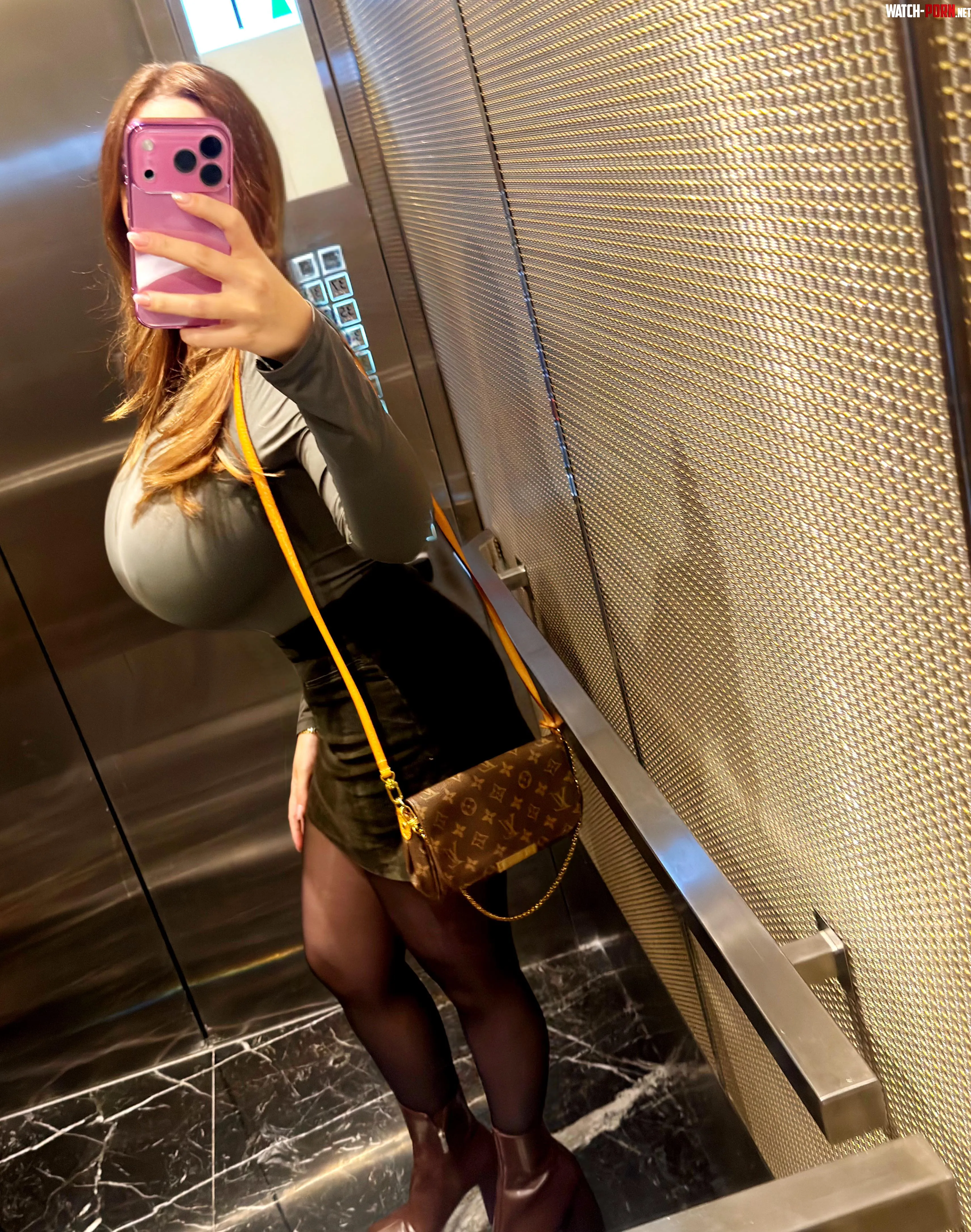 What would you do if we took the same elevator? by closer2chloe1