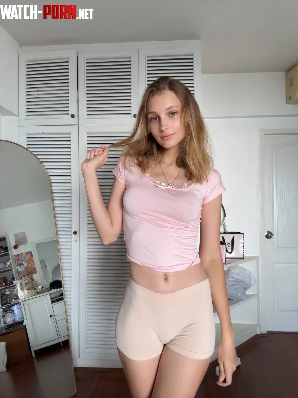 Hi crop top lovers by kavyao