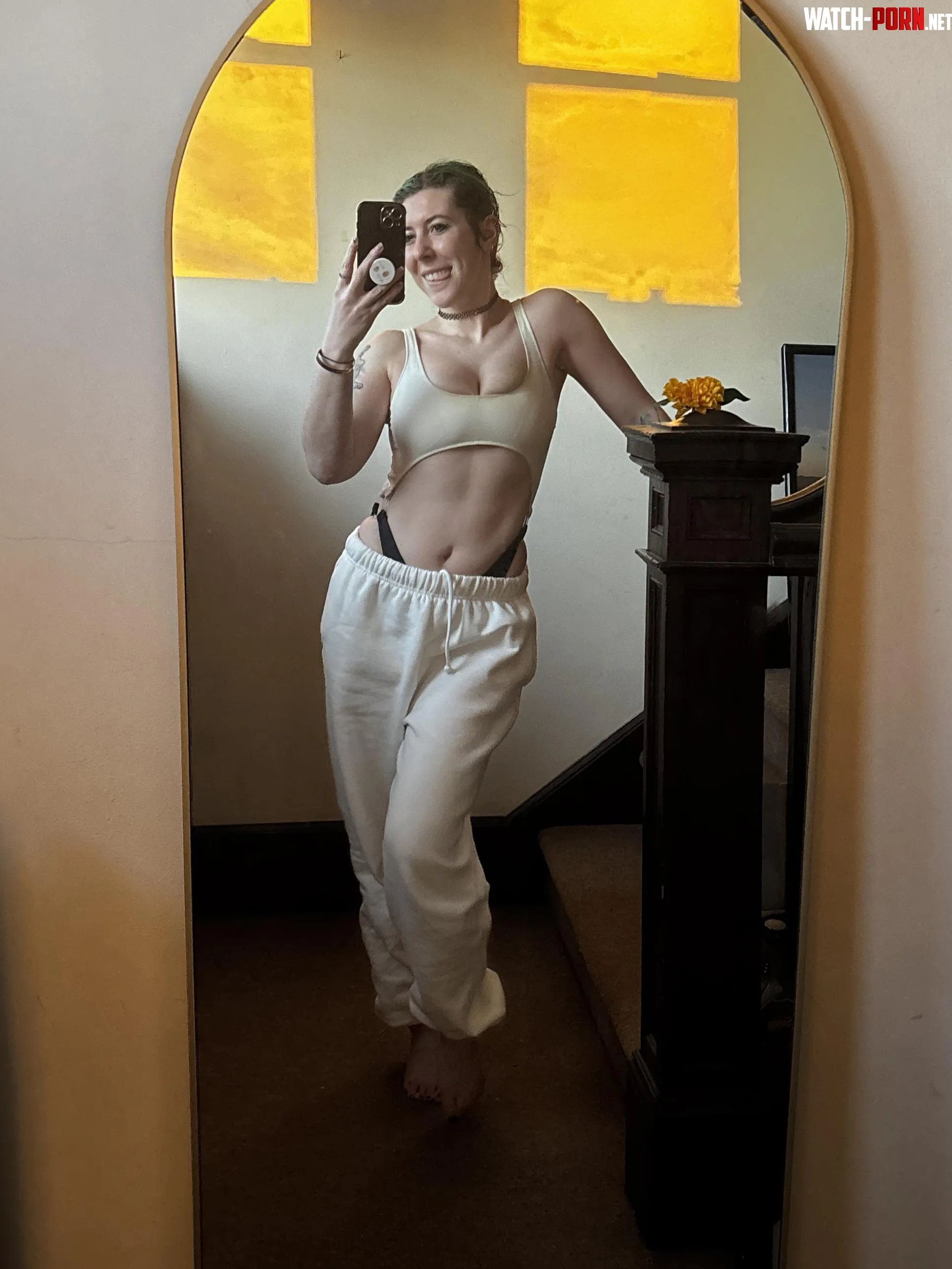 A hint of black by sirenskiss3