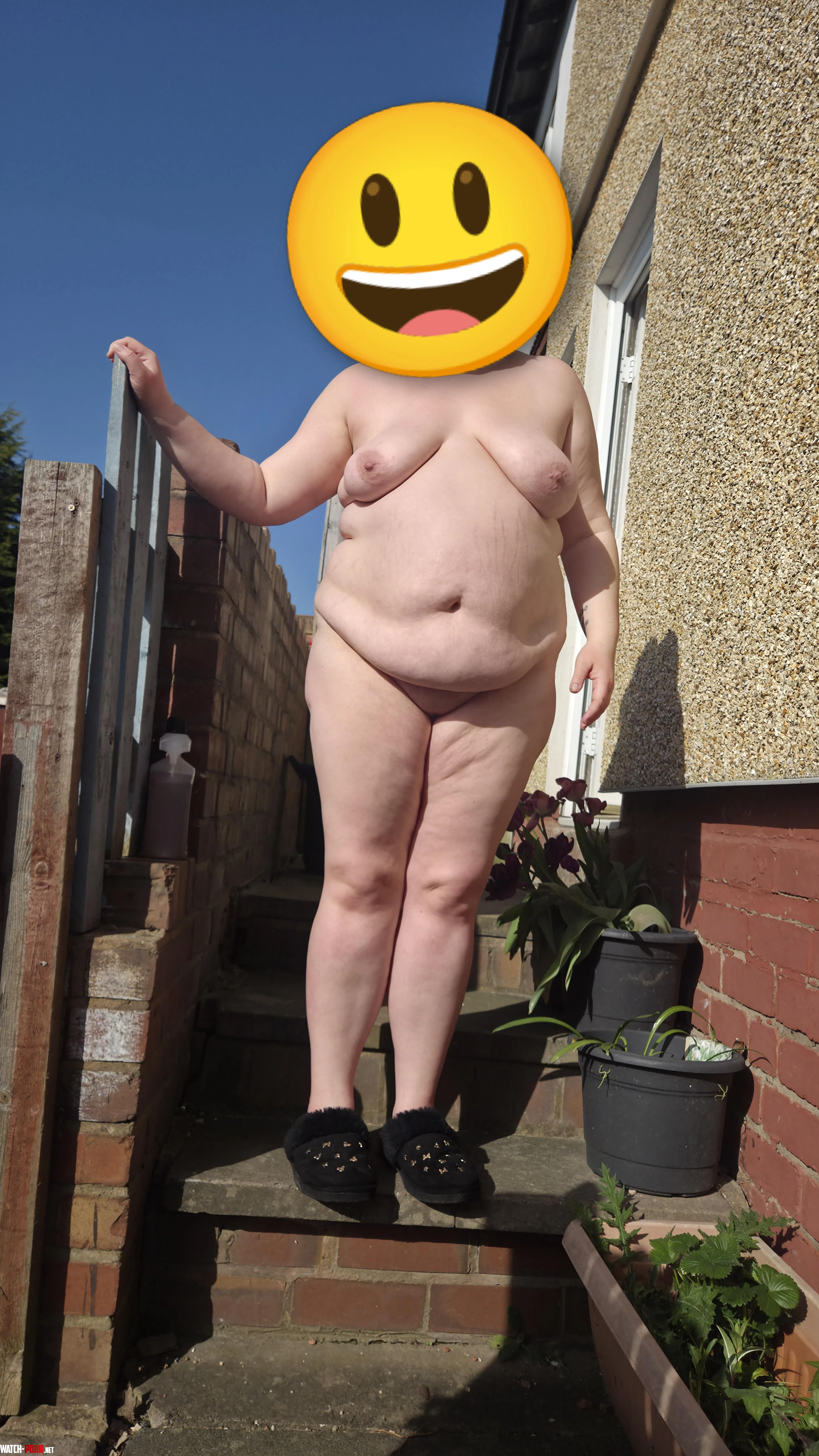 Making the most of the sun by TonyandAmy22