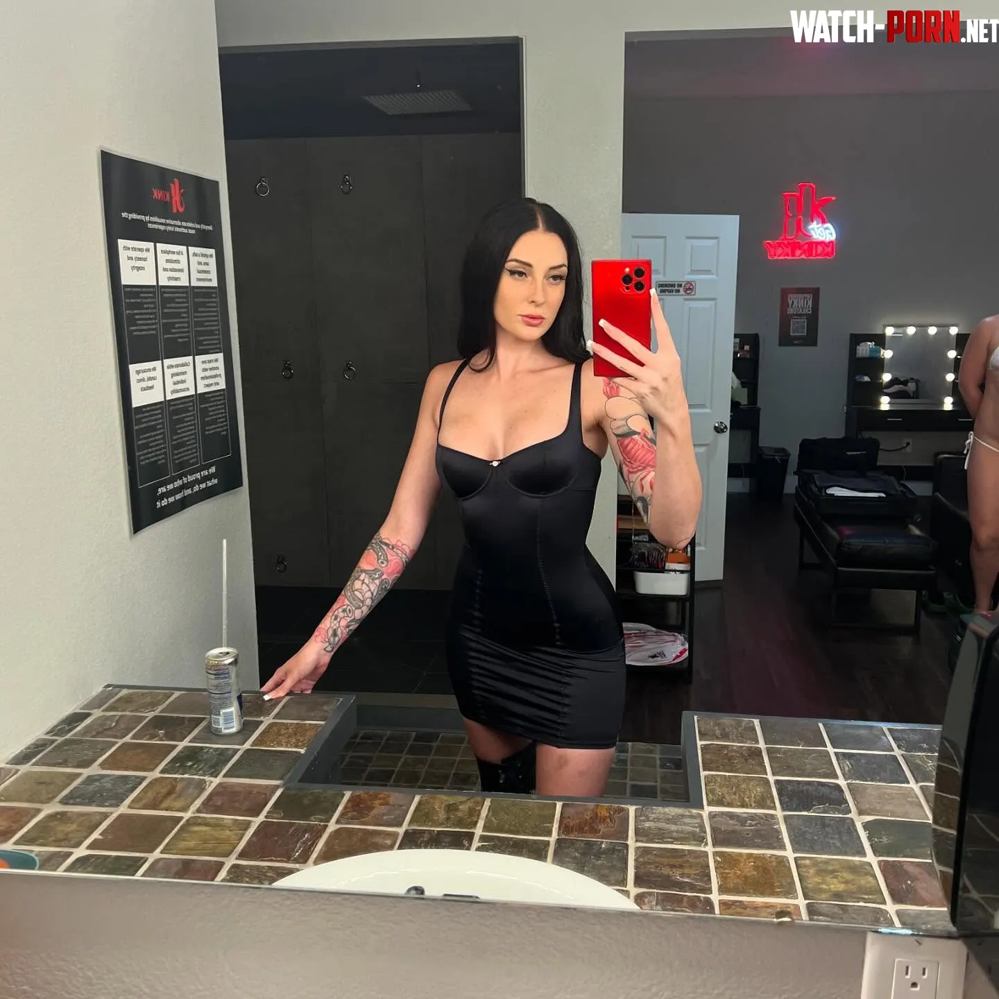 Charlotte Sins by vxnstan