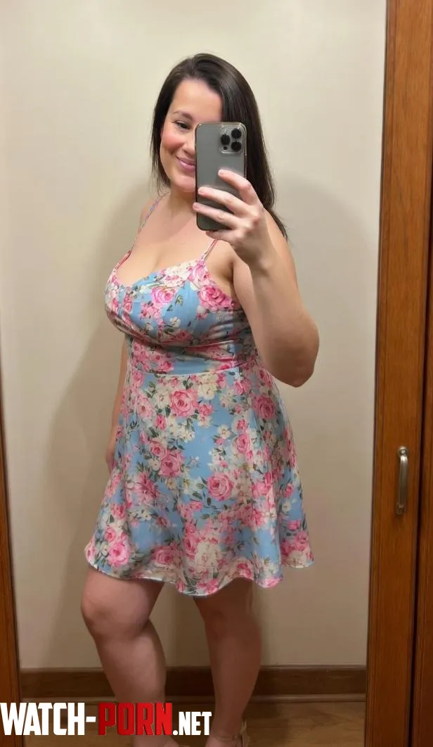 It's sunny today! Do you like the cleavage? by EvelyneDora