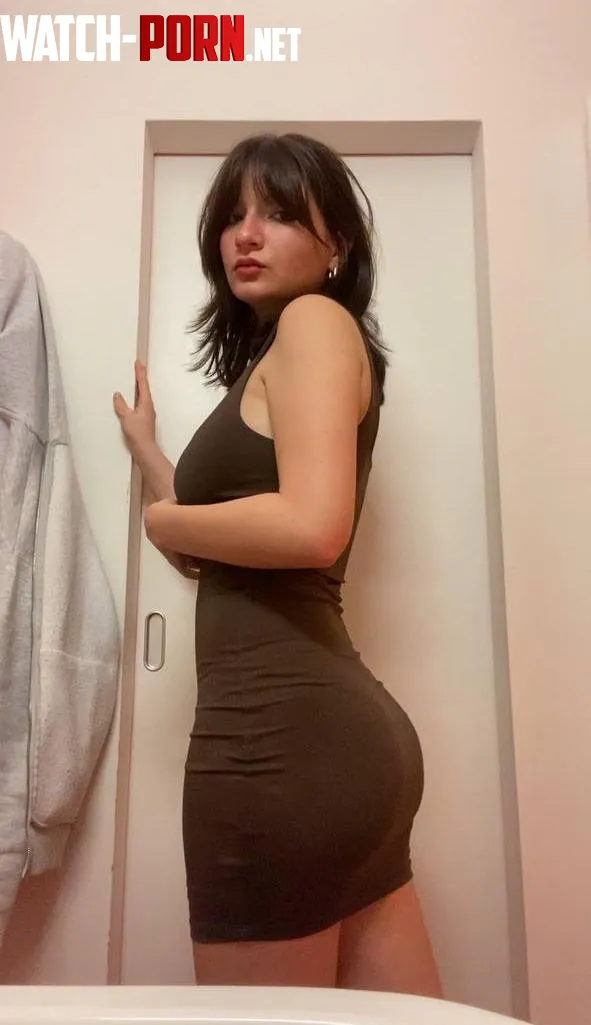 is this a good dress for a fuck session by Slow_Sherbet6709